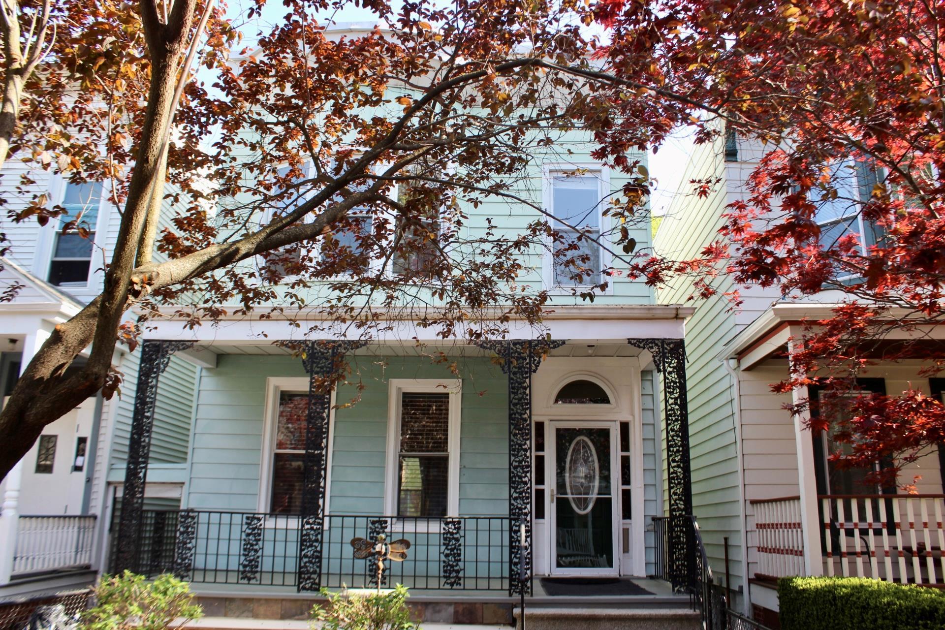 Single Family 239th  Bronx, NY 10470, MLS-855614-2
