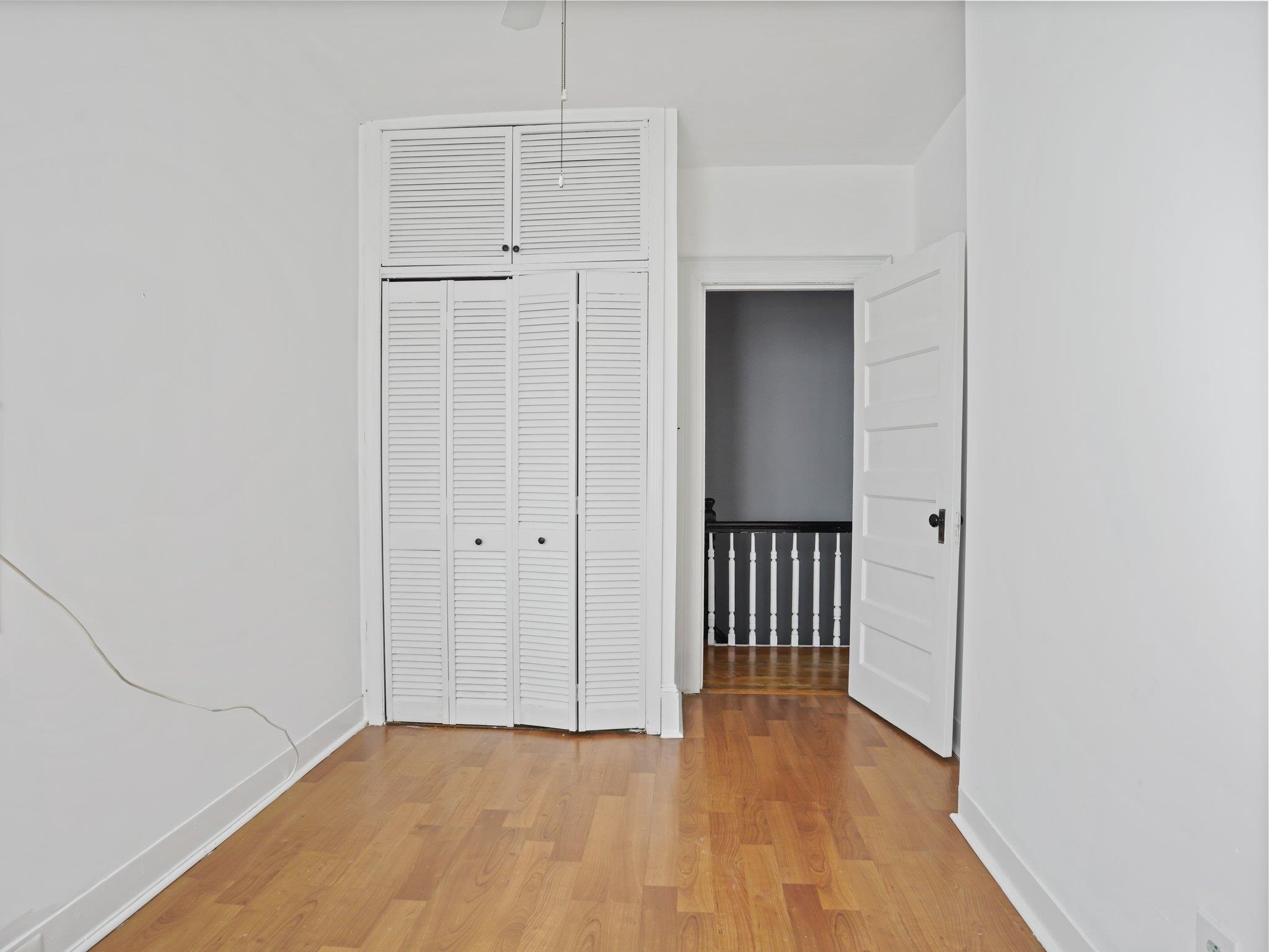 Single Family 239th  Bronx, NY 10470, MLS-855614-30