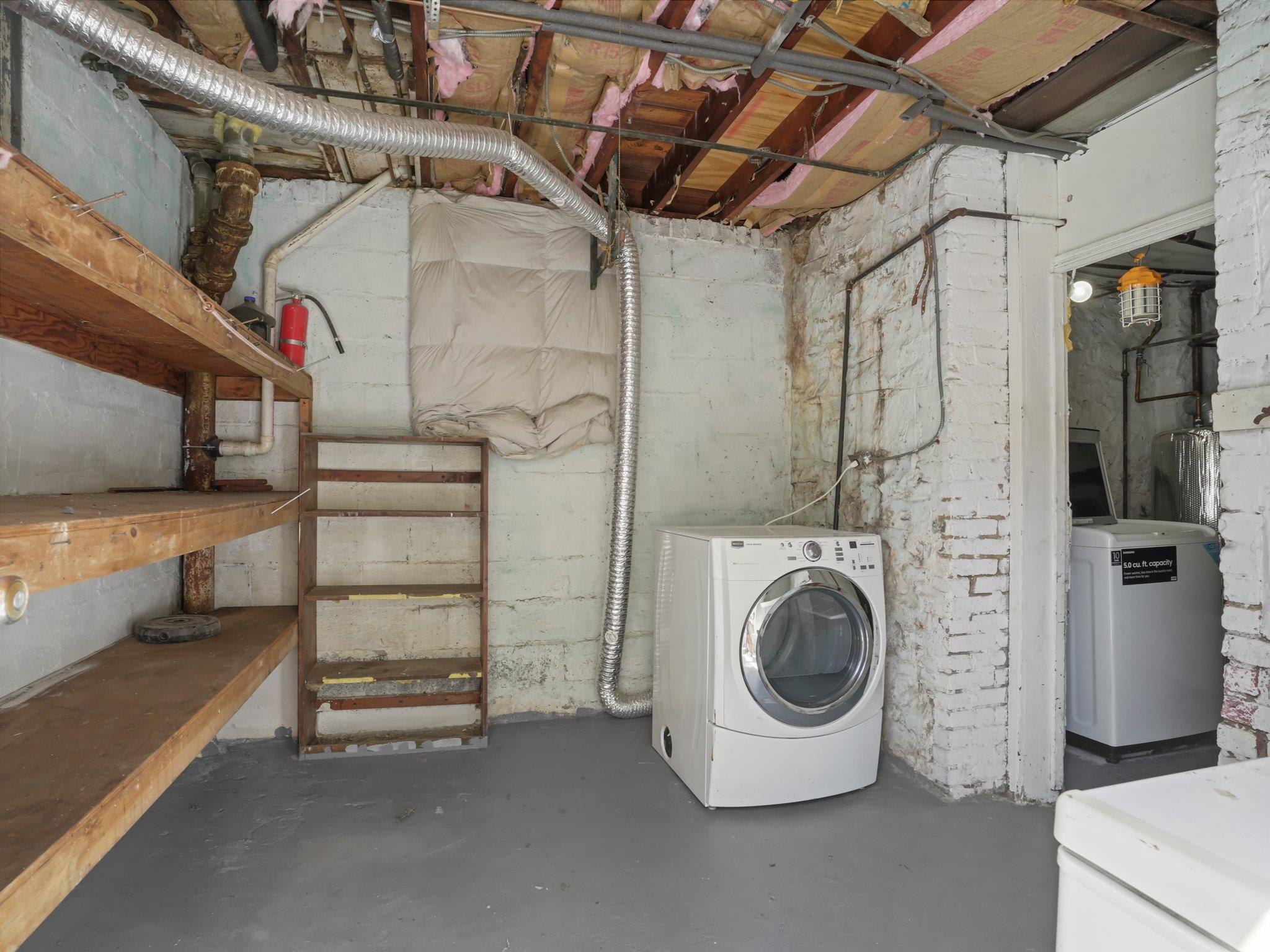 Single Family 239th  Bronx, NY 10470, MLS-855614-39