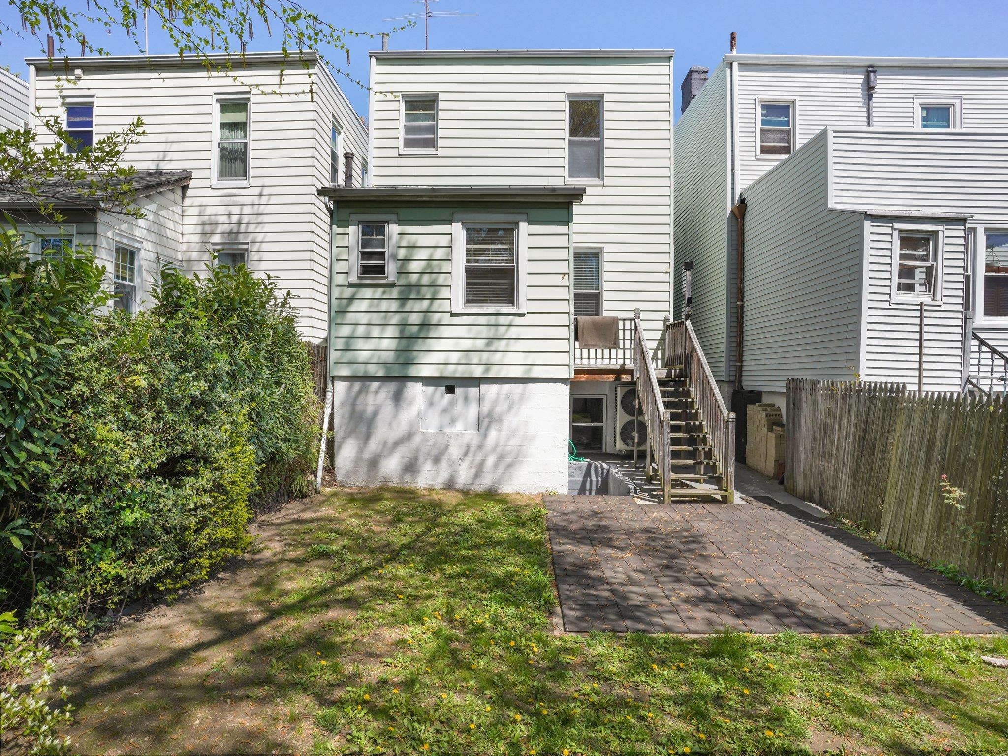 Single Family 239th  Bronx, NY 10470, MLS-855614-42