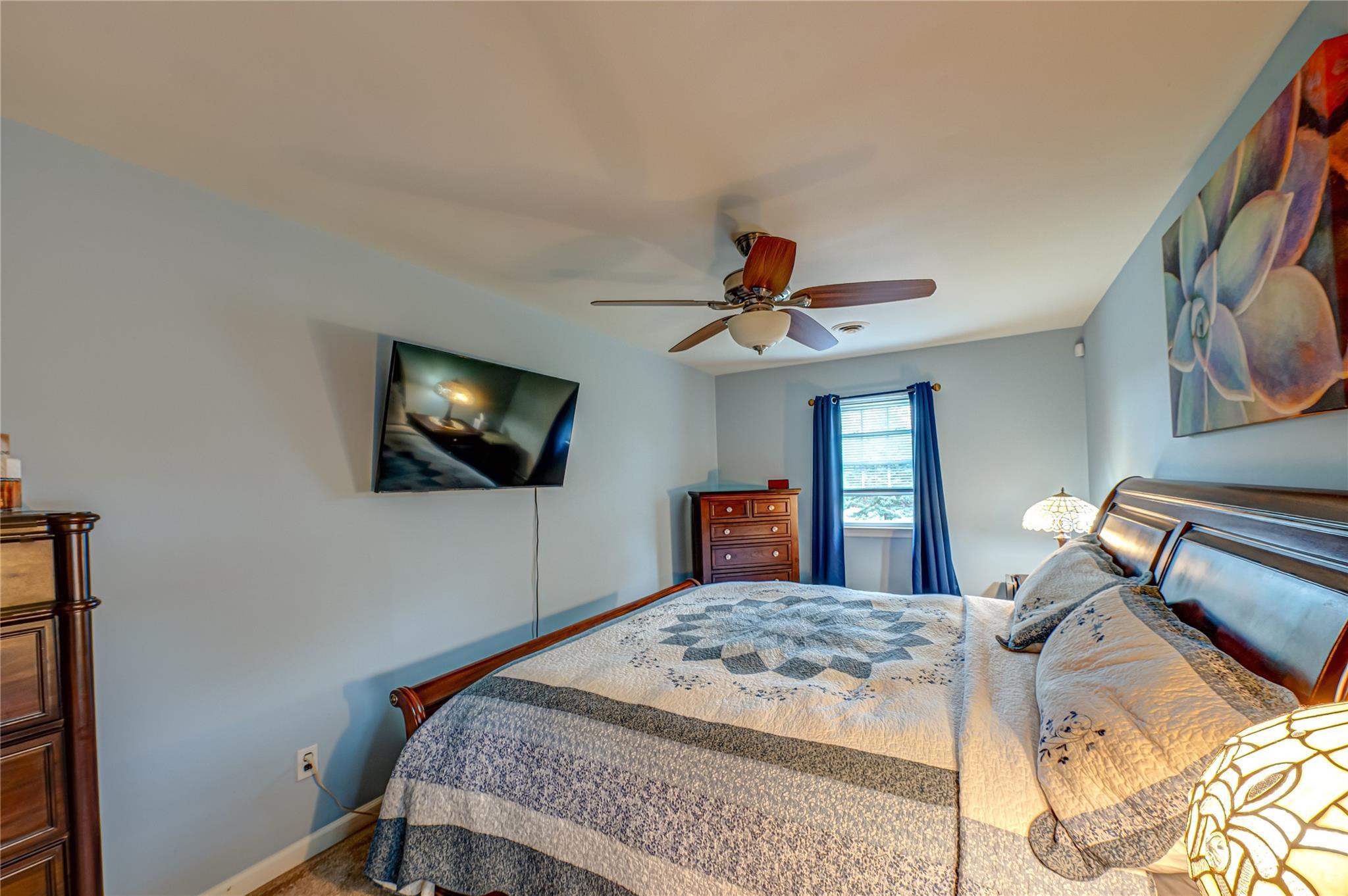 Single Family Bayview  Suffolk County, NY 11701, MLS-855620-14