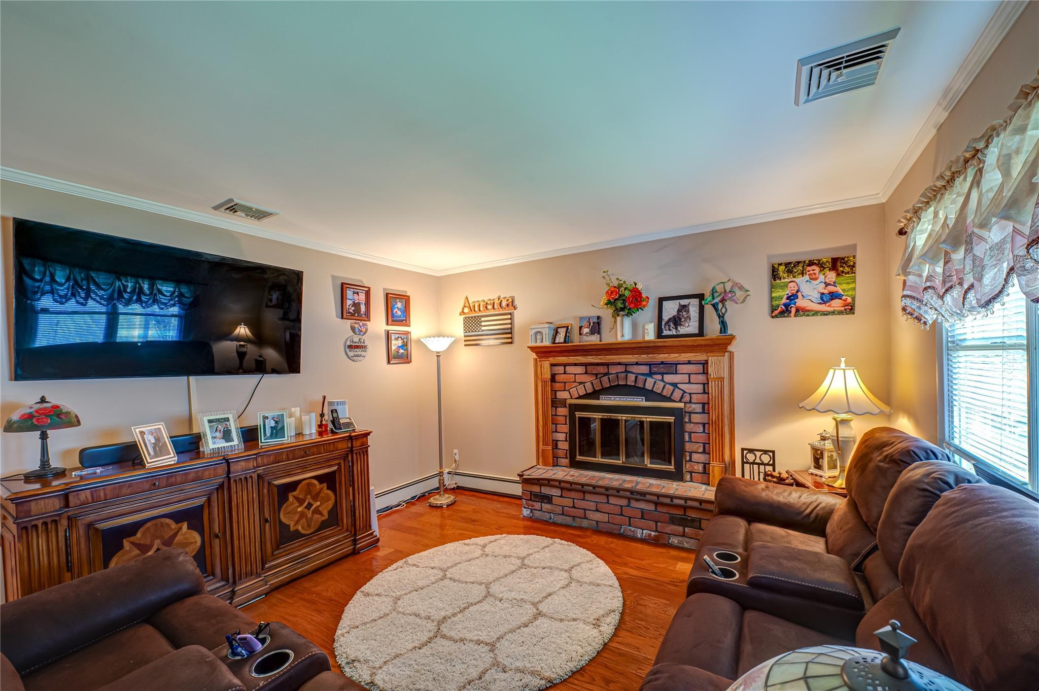 Single Family Bayview  Suffolk County, NY 11701, MLS-855620-9