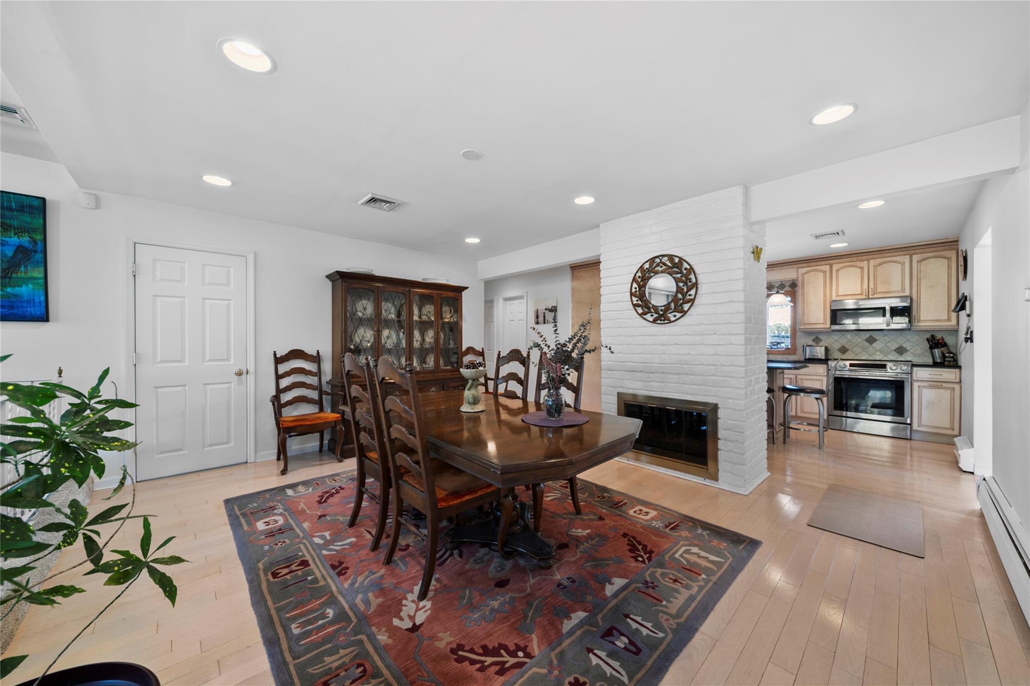 Single Family Springtime  Nassau County, NY 11756, MLS-855629-6