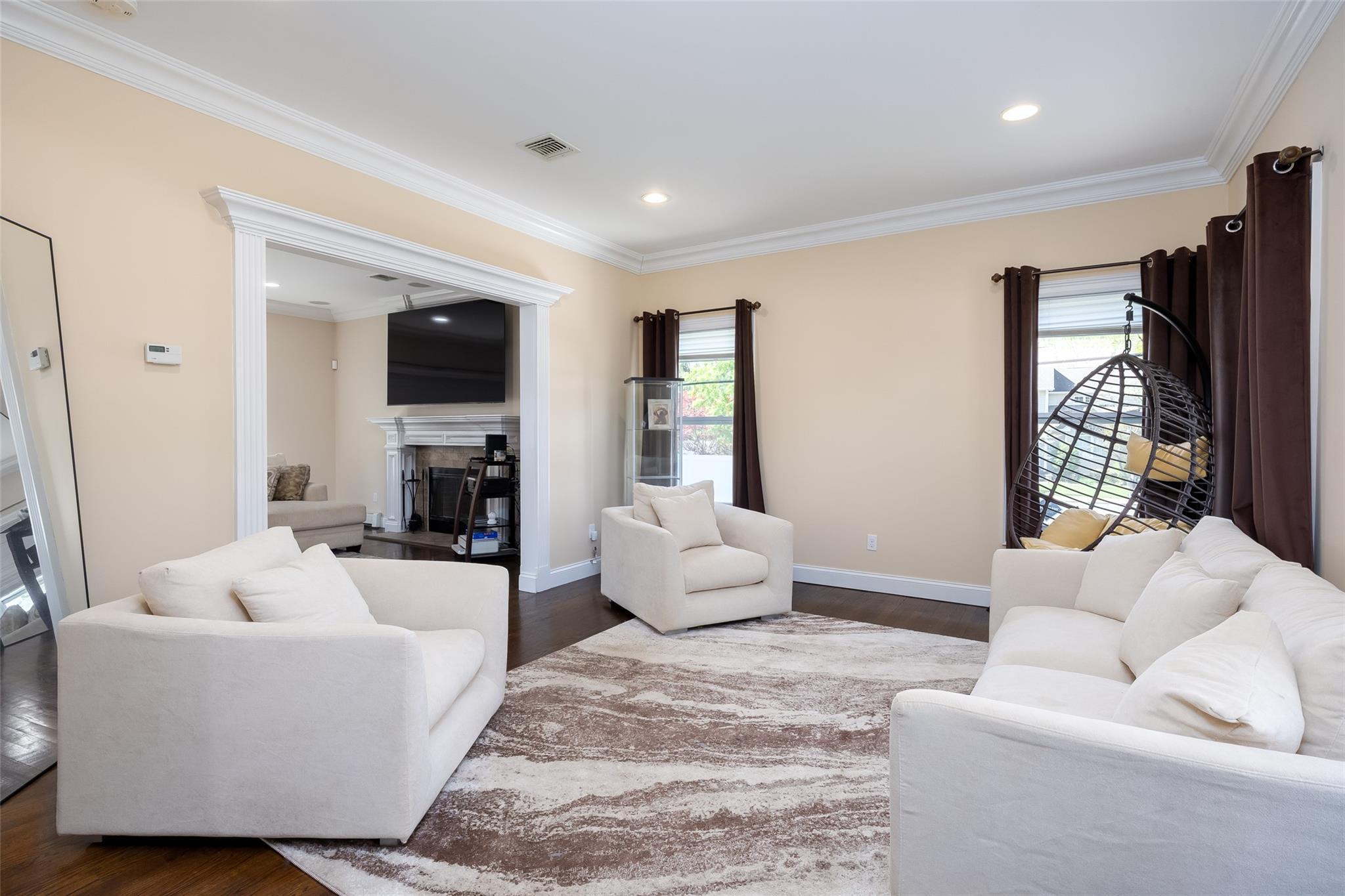 Single Family 3rd  Suffolk County, NY 11778, MLS-855632-10