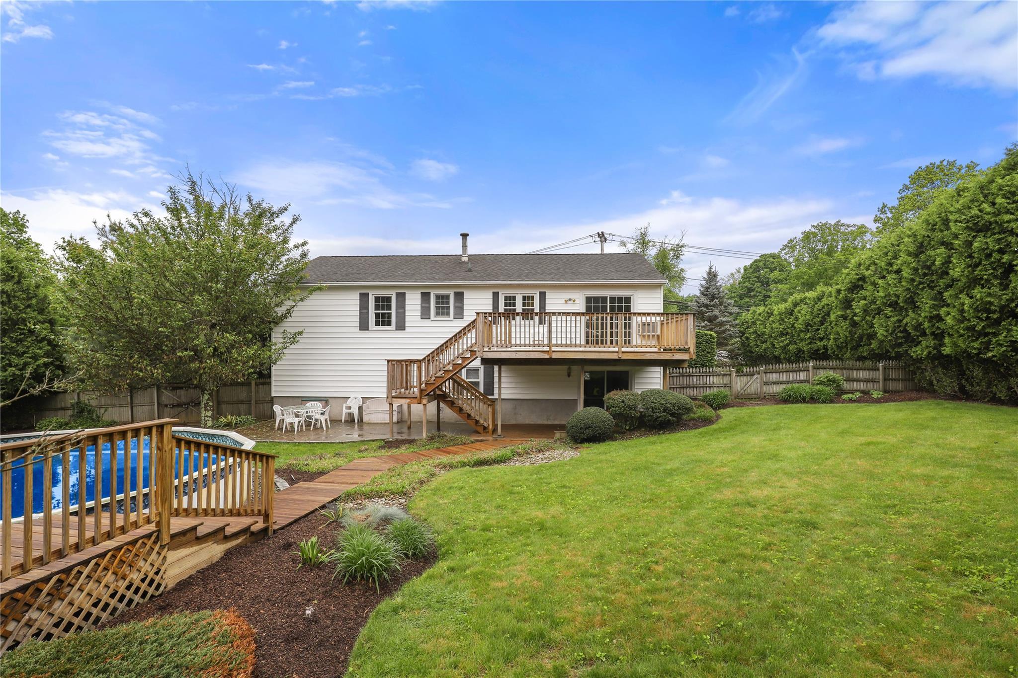 Single Family Fox Meadow  Westchester County, NY 10598, MLS-855640-23
