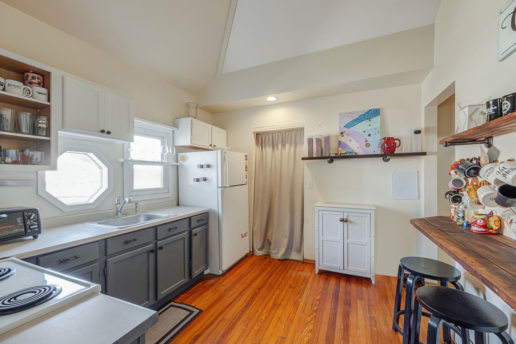 Single Family Riverview  Suffolk County, NY 11772, MLS-855643-10