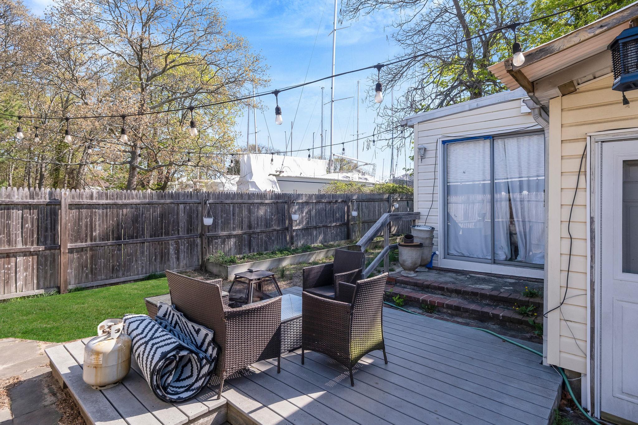 Single Family Riverview  Suffolk County, NY 11772, MLS-855643-18