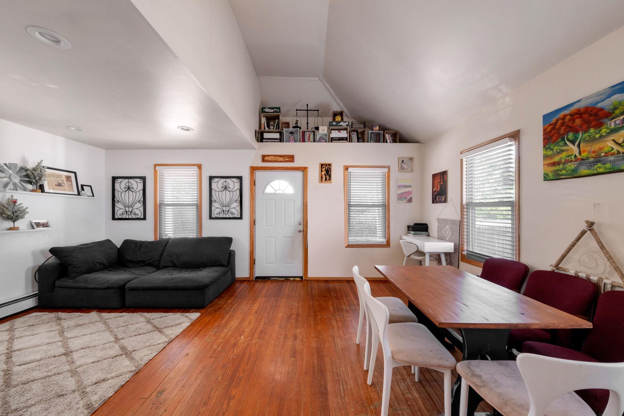 Single Family Riverview  Suffolk County, NY 11772, MLS-855643-8