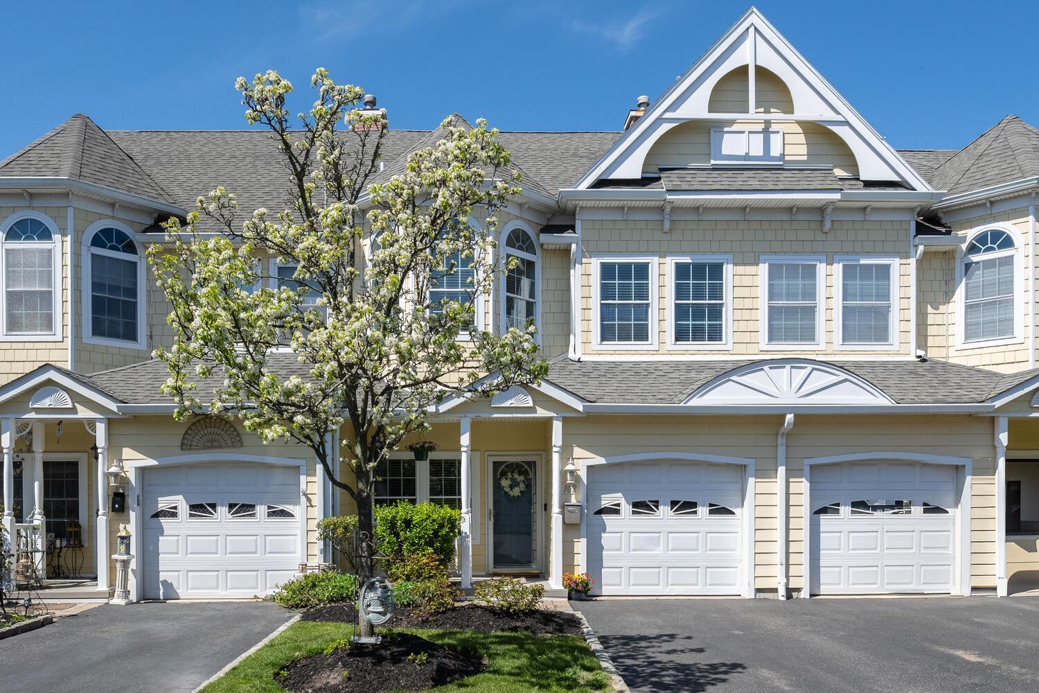 Single Family Emily  Suffolk County, NY 11772, MLS-855650-2