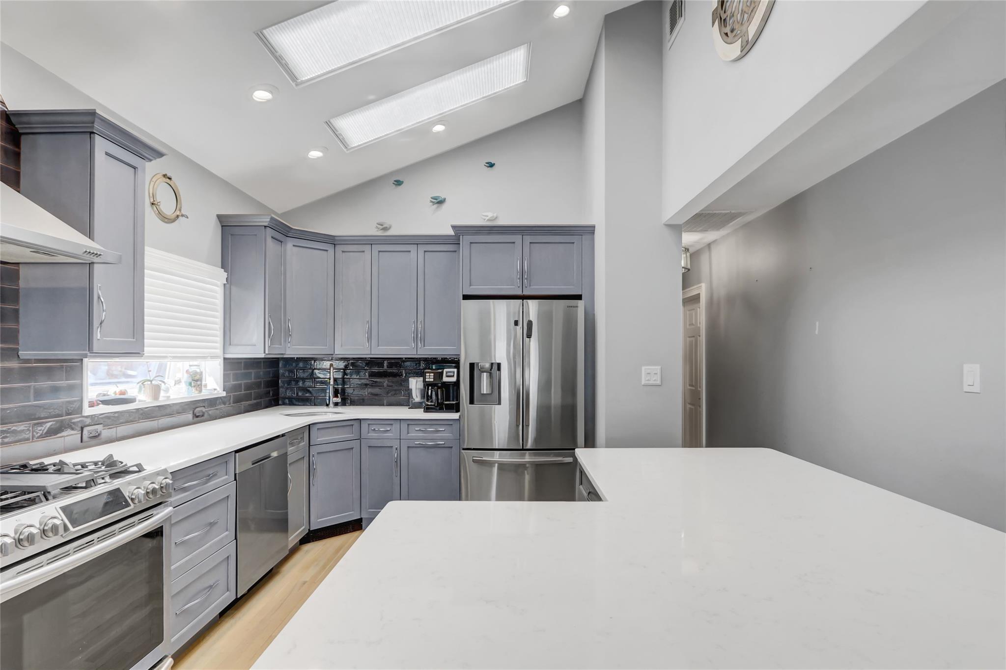 Single Family Beach 129th  Queens, NY 11694, MLS-855654-10