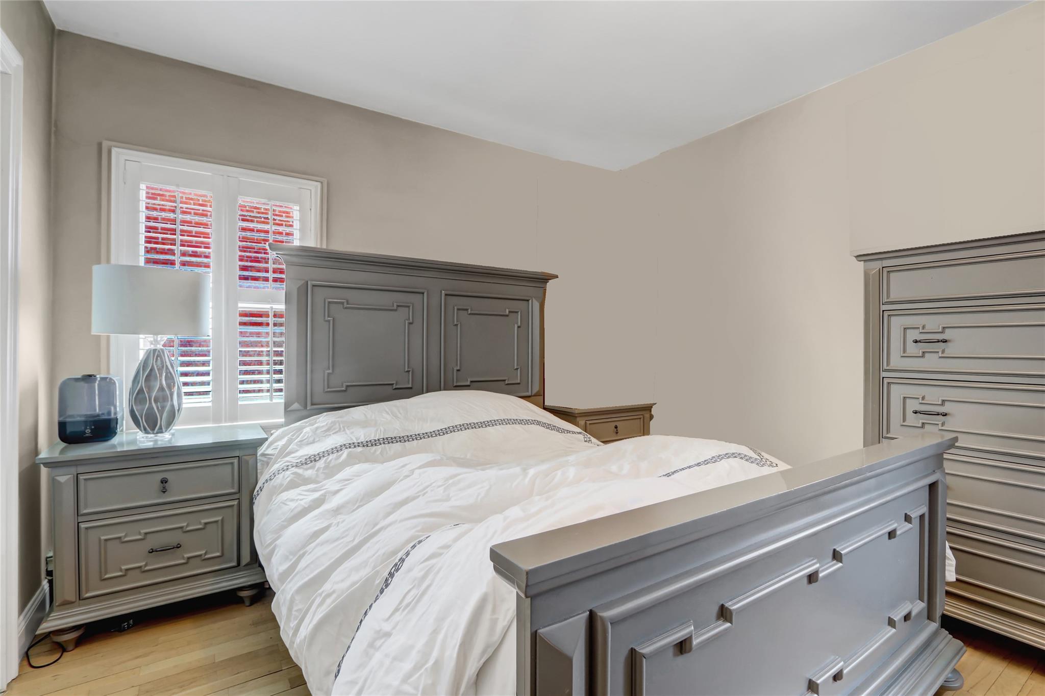 Single Family Beach 129th  Queens, NY 11694, MLS-855654-15