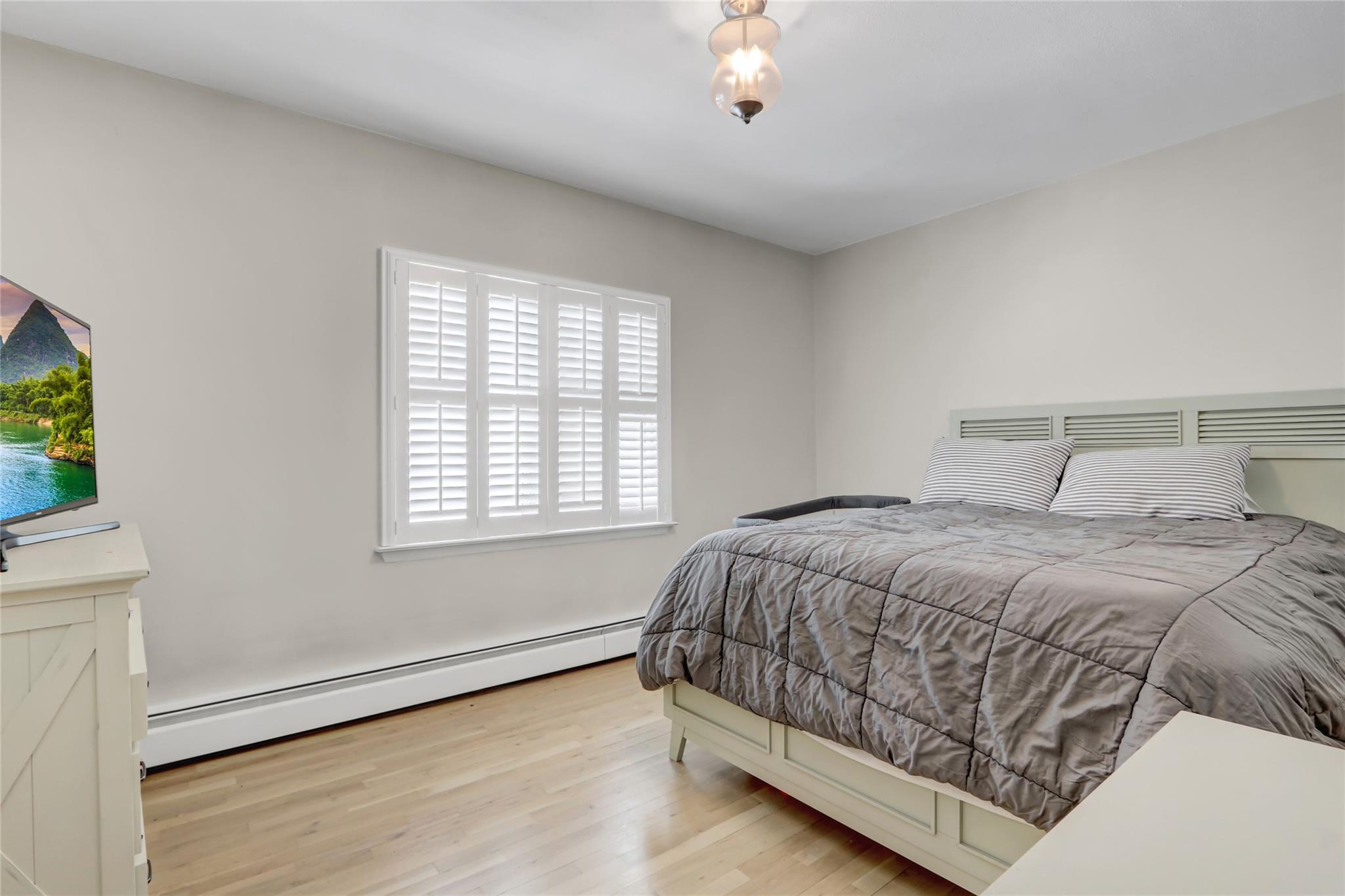 Single Family Beach 129th  Queens, NY 11694, MLS-855654-20