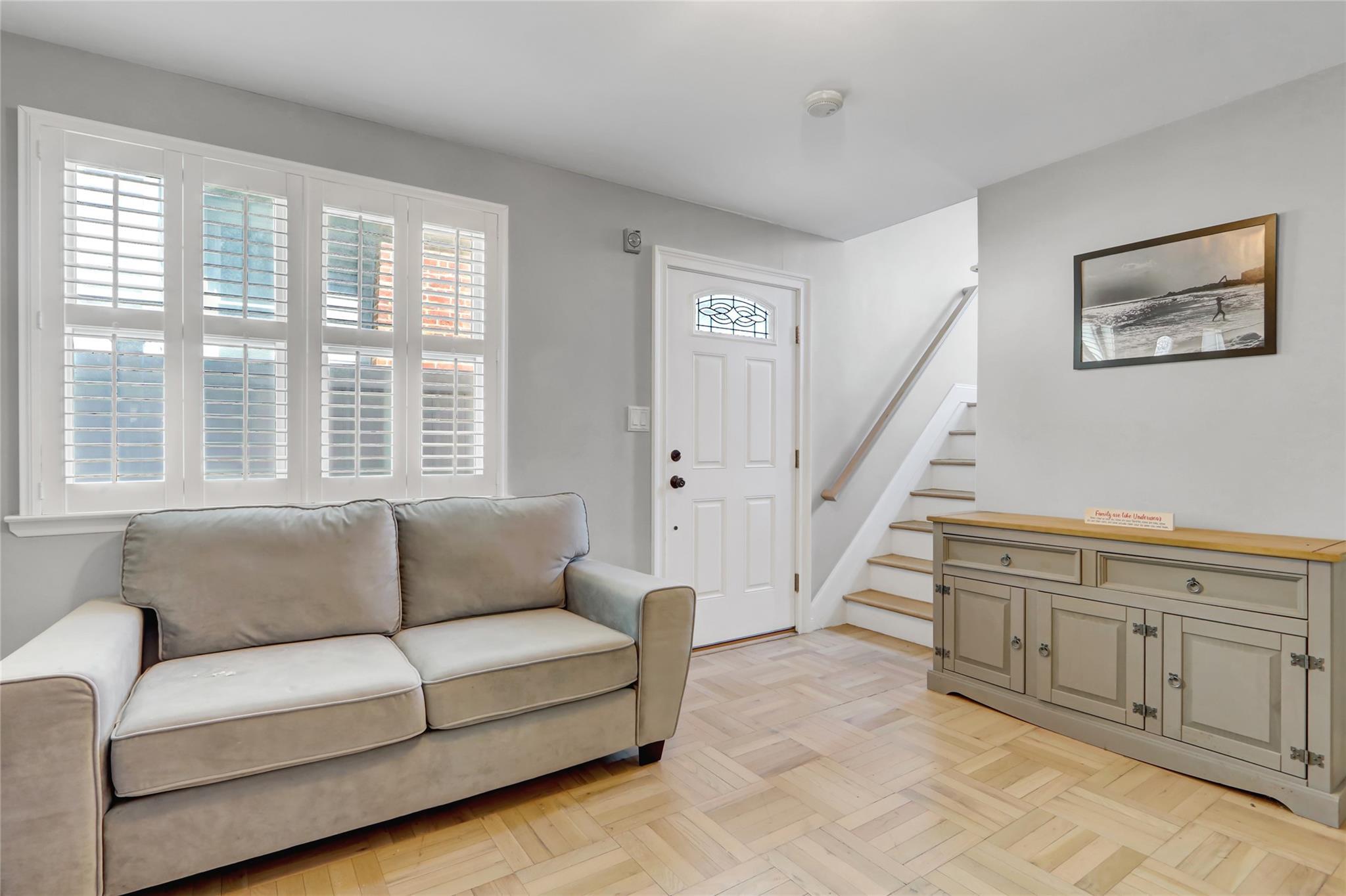 Single Family Beach 129th  Queens, NY 11694, MLS-855654-23
