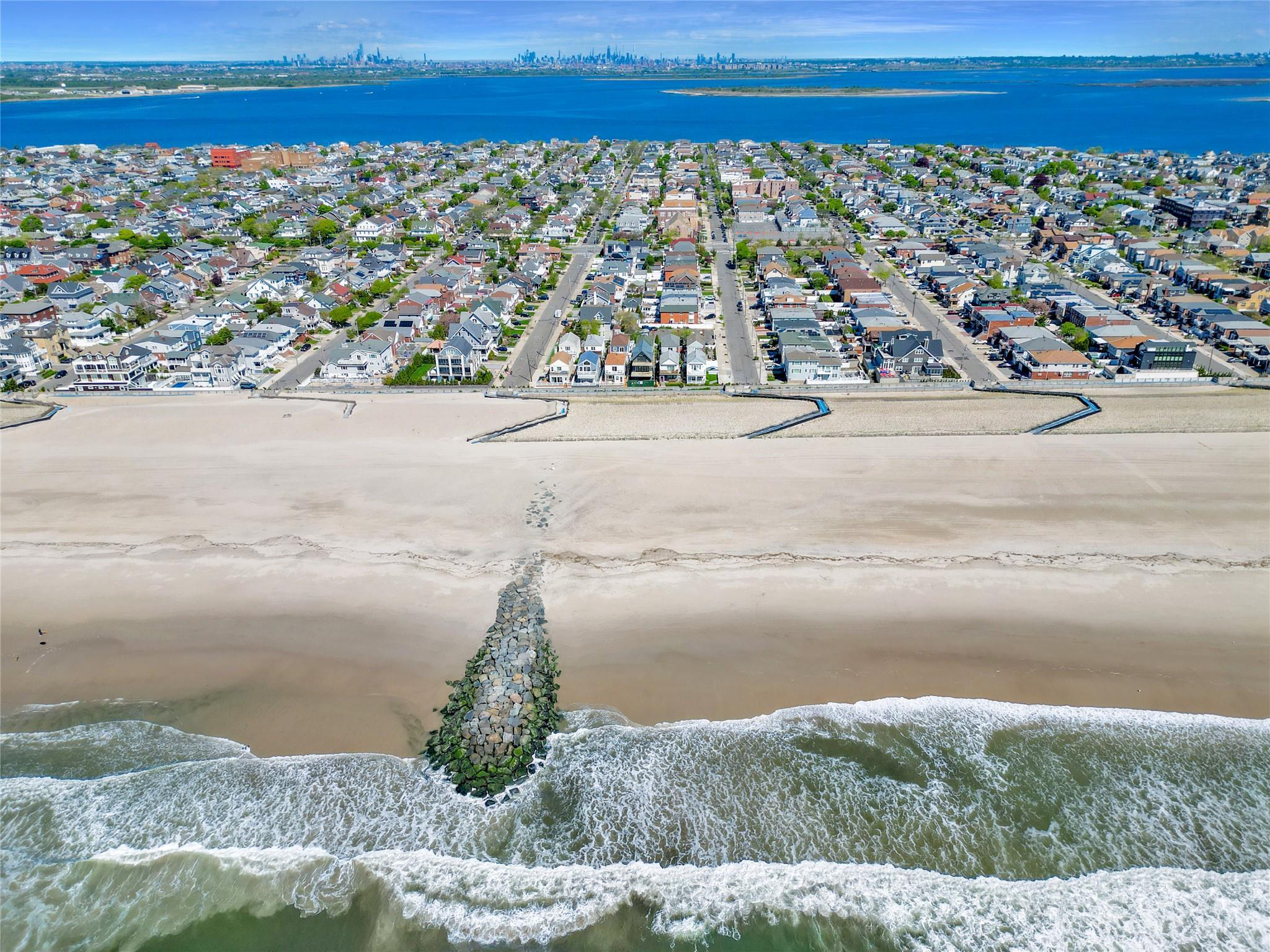 Single Family Beach 129th  Queens, NY 11694, MLS-855654-35