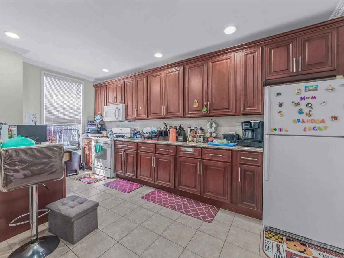 Single Family Boyd  Bronx, NY 10466, MLS-855655-6