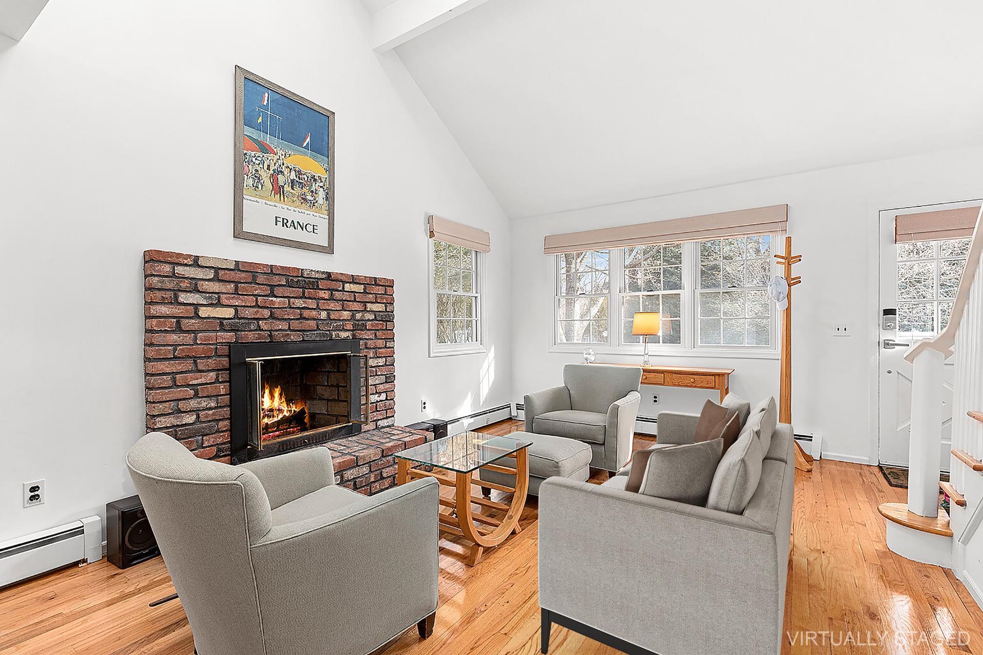 Single Family Accabonac  Suffolk County, NY 11937, MLS-855657-3