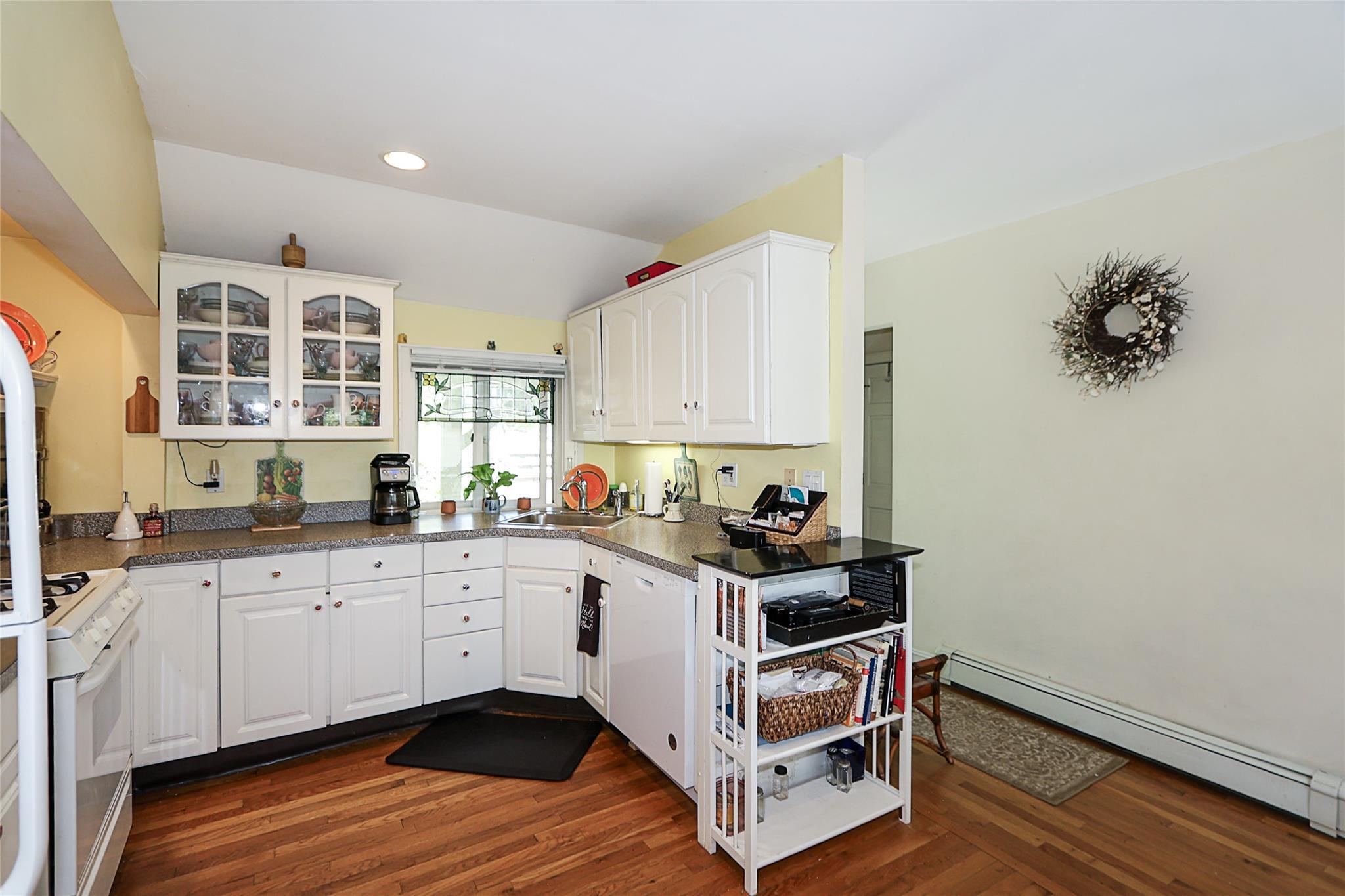 Single Family Viking  Nassau County, NY 11547, MLS-855666-6
