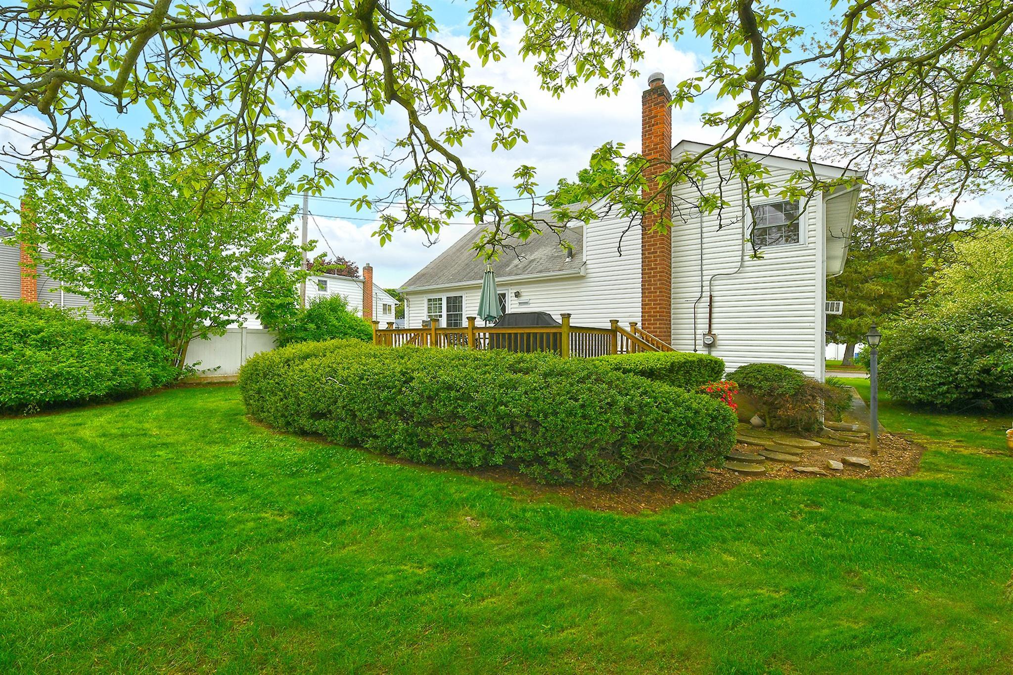 Single Family Elizabeth  Nassau County, NY 11714, MLS-855671-26
