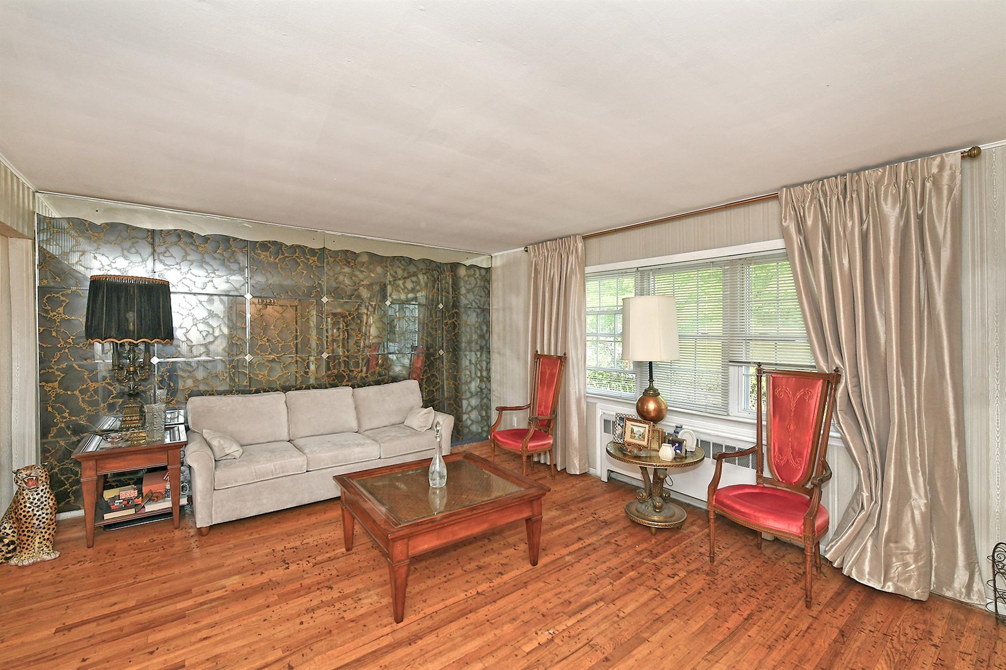 Single Family Elizabeth  Nassau County, NY 11714, MLS-855671-6