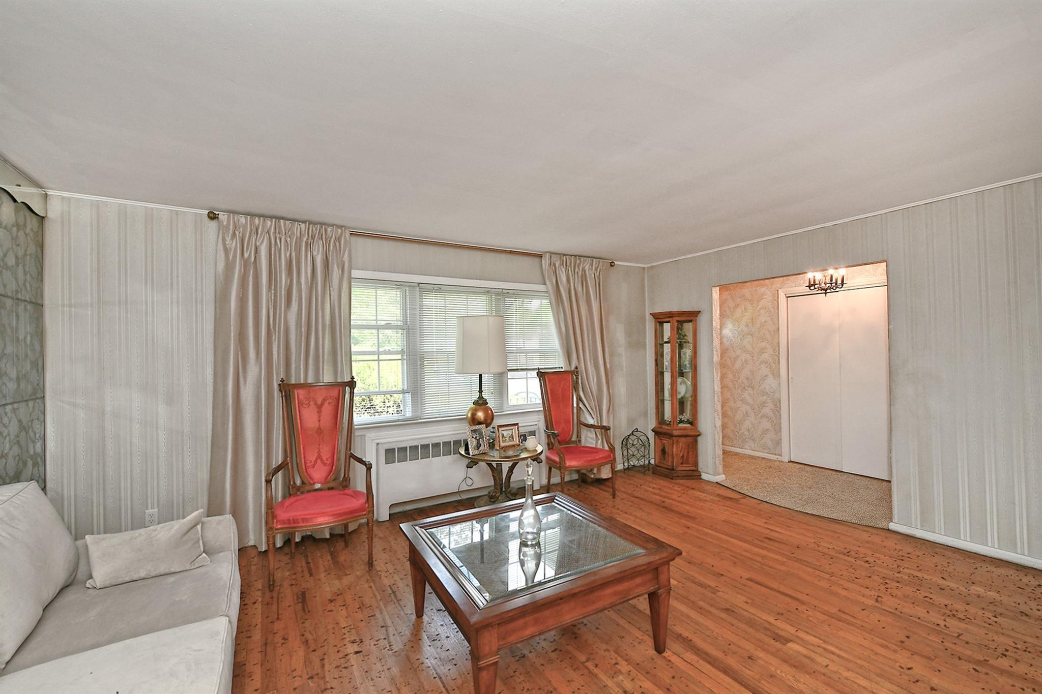 Single Family Elizabeth  Nassau County, NY 11714, MLS-855671-7