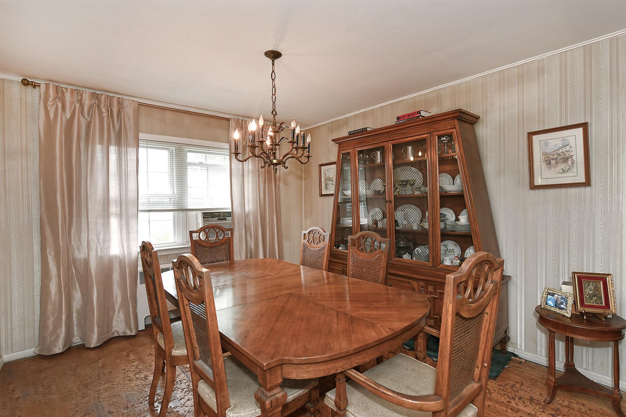 Single Family Elizabeth  Nassau County, NY 11714, MLS-855671-9