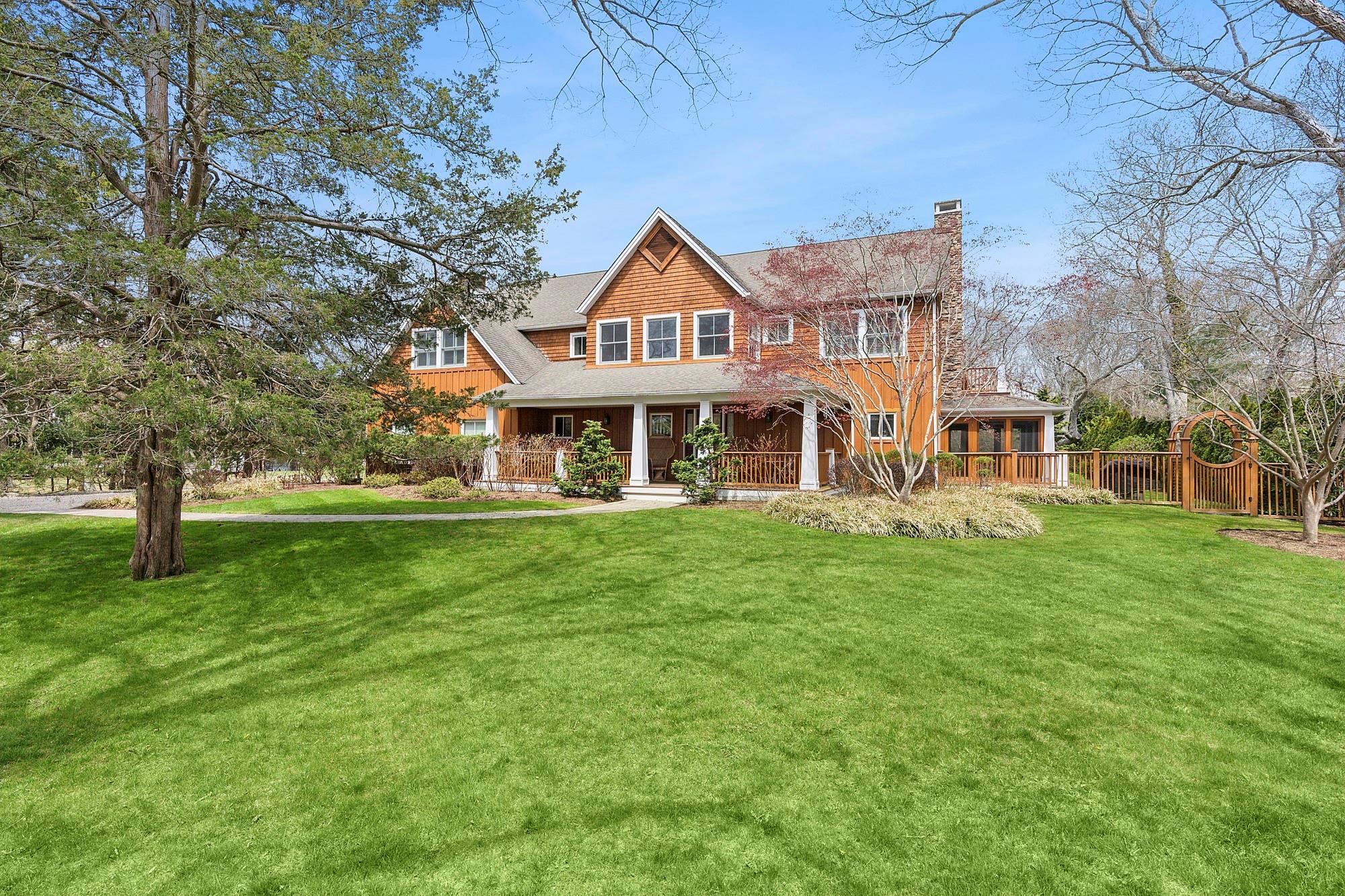 Single Family Bay  Suffolk County, NY 11946, MLS-855673-3