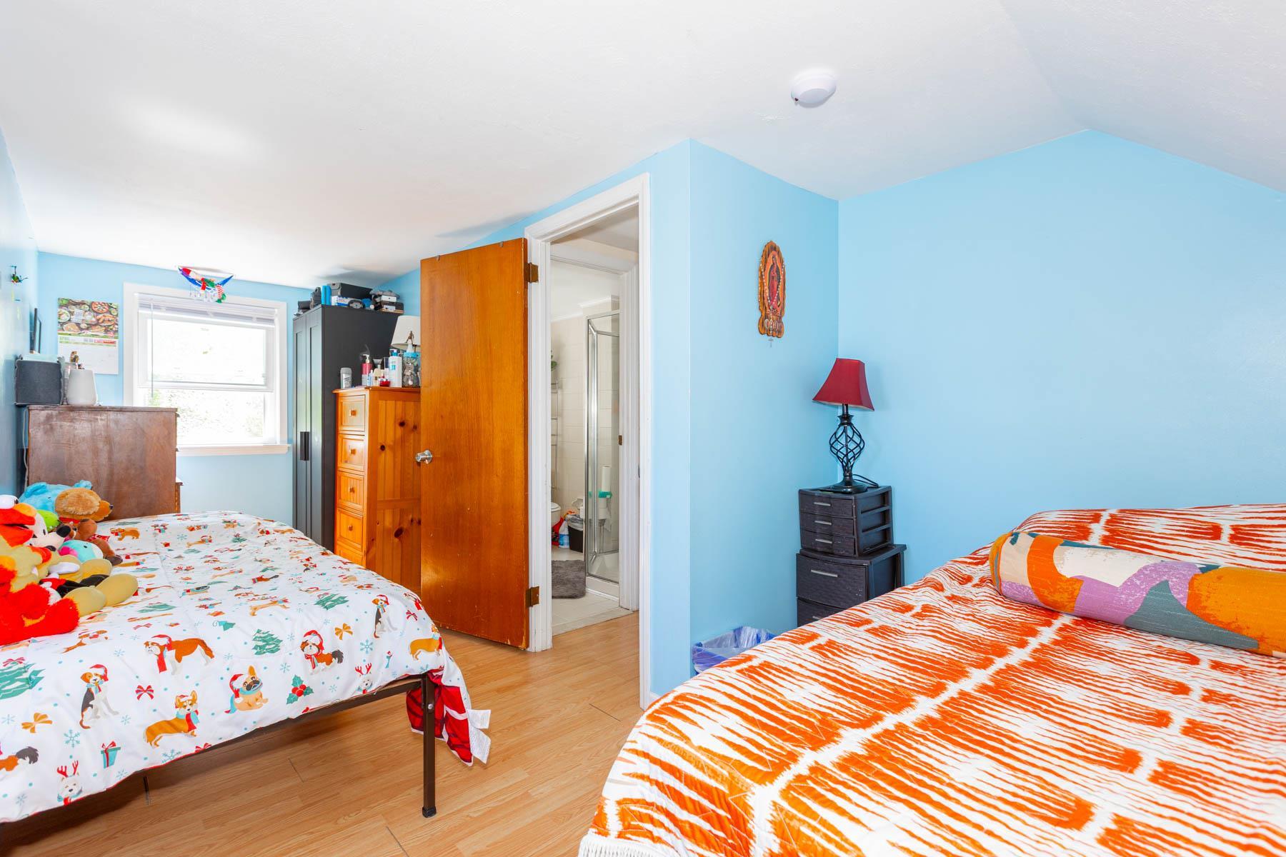 Single Family Brookdale  Suffolk County, NY 11706, MLS-855688-16