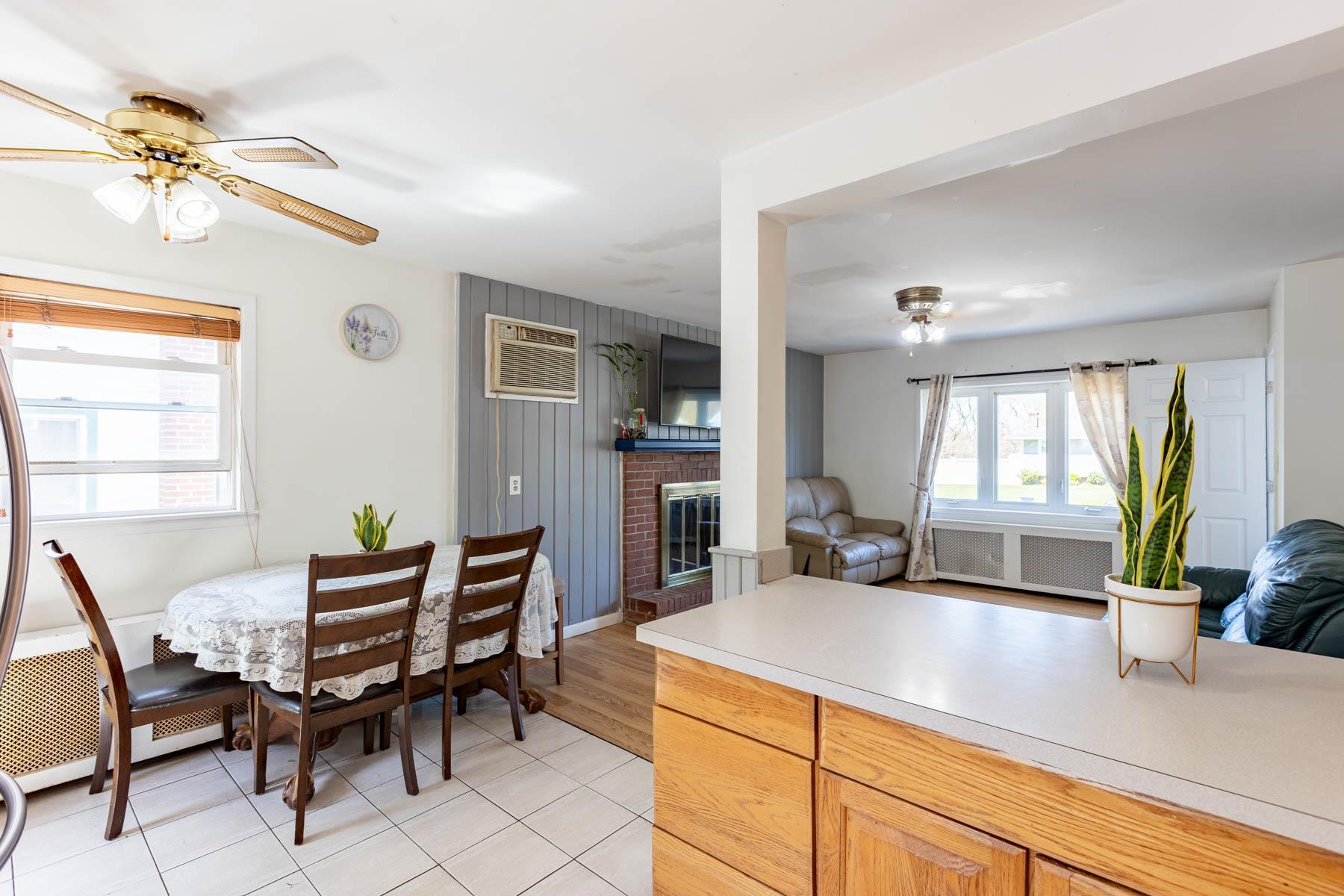 Single Family Brookdale  Suffolk County, NY 11706, MLS-855688-9