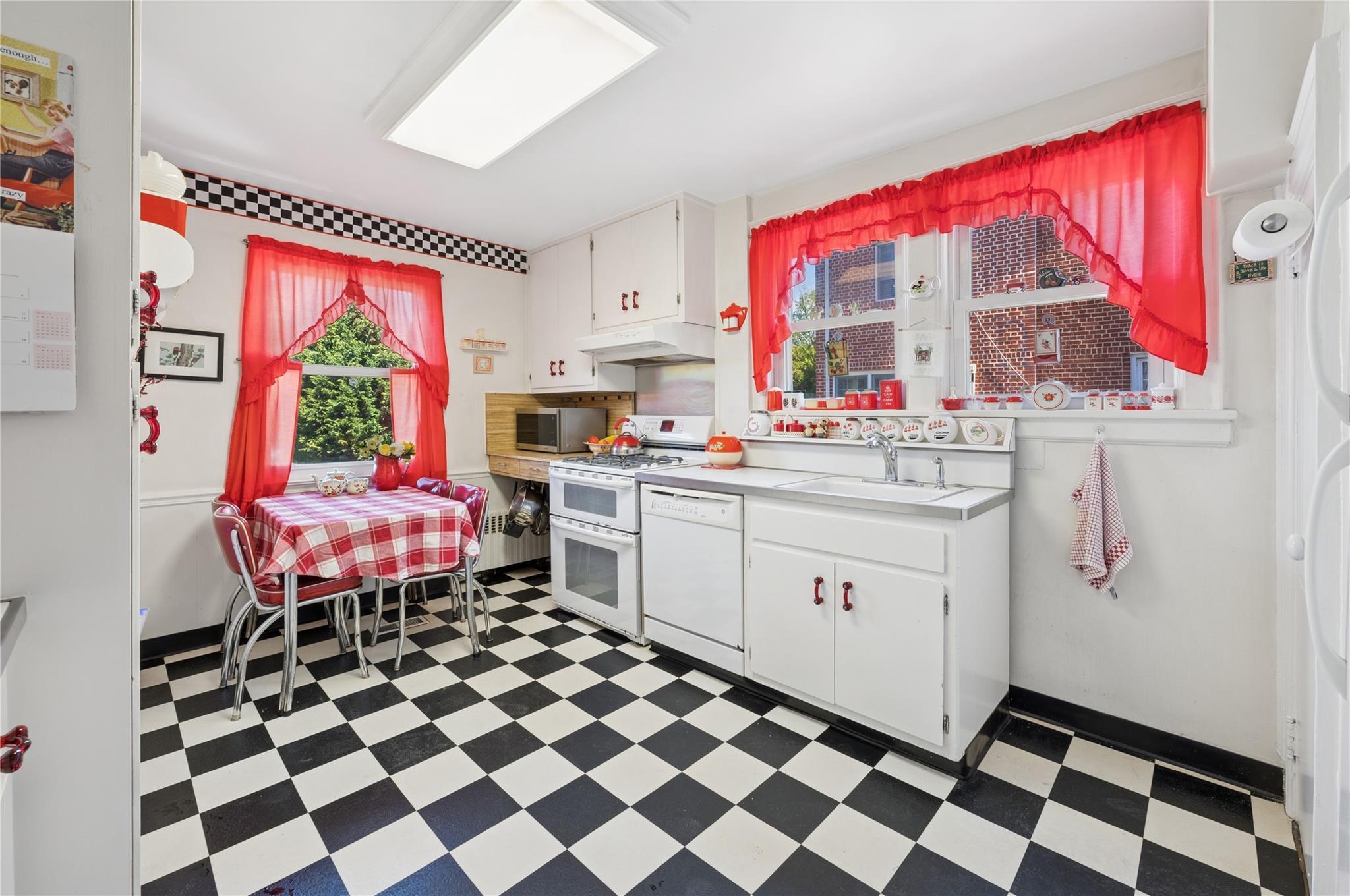 Single Family Third  Westchester County, NY 10803, MLS-855689-13
