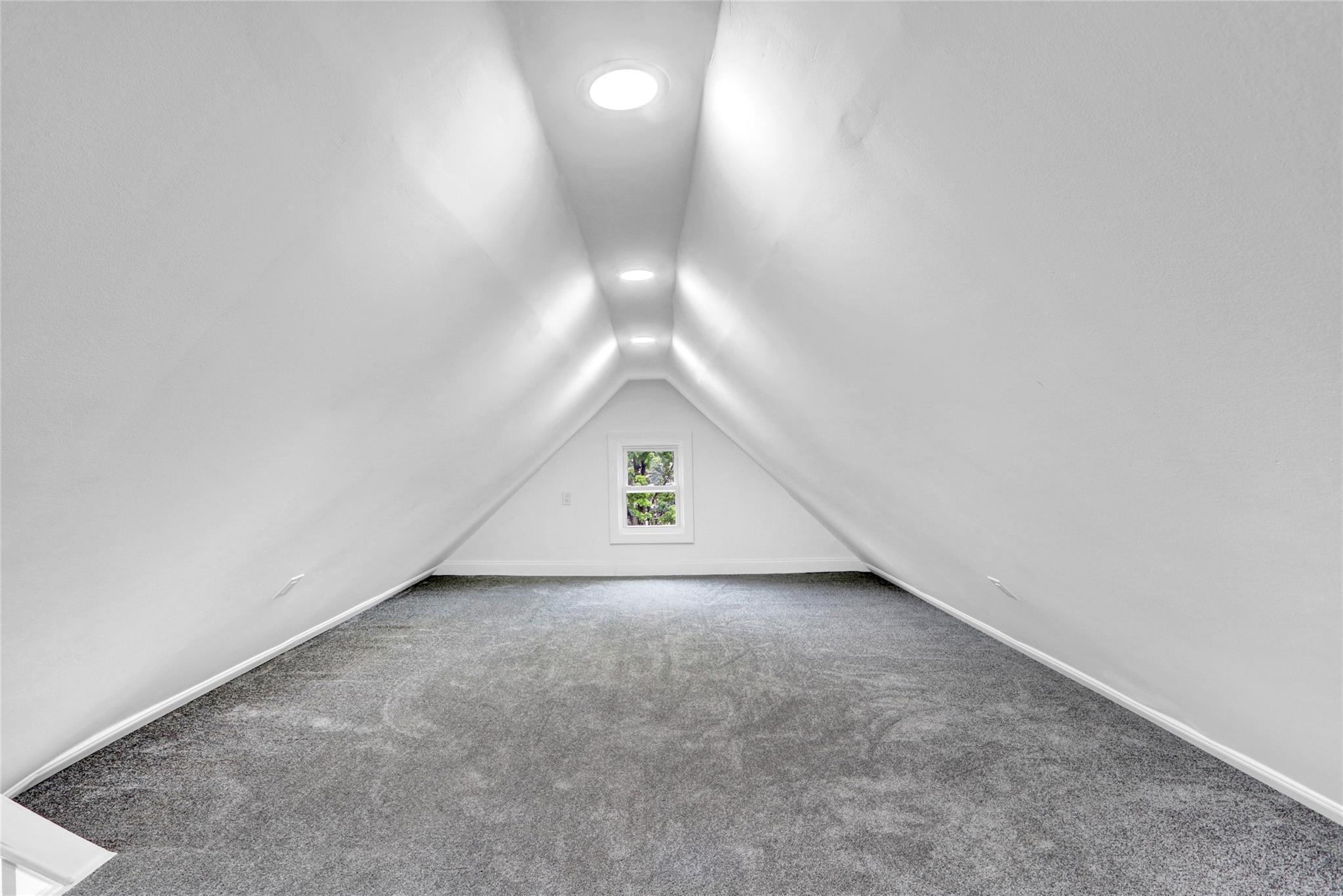 Single Family 80th Queens, NY 11385, MLS-855690-17