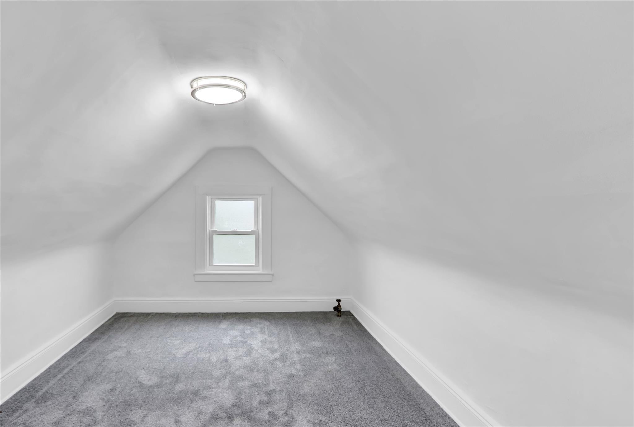 Single Family 80th Queens, NY 11385, MLS-855690-18