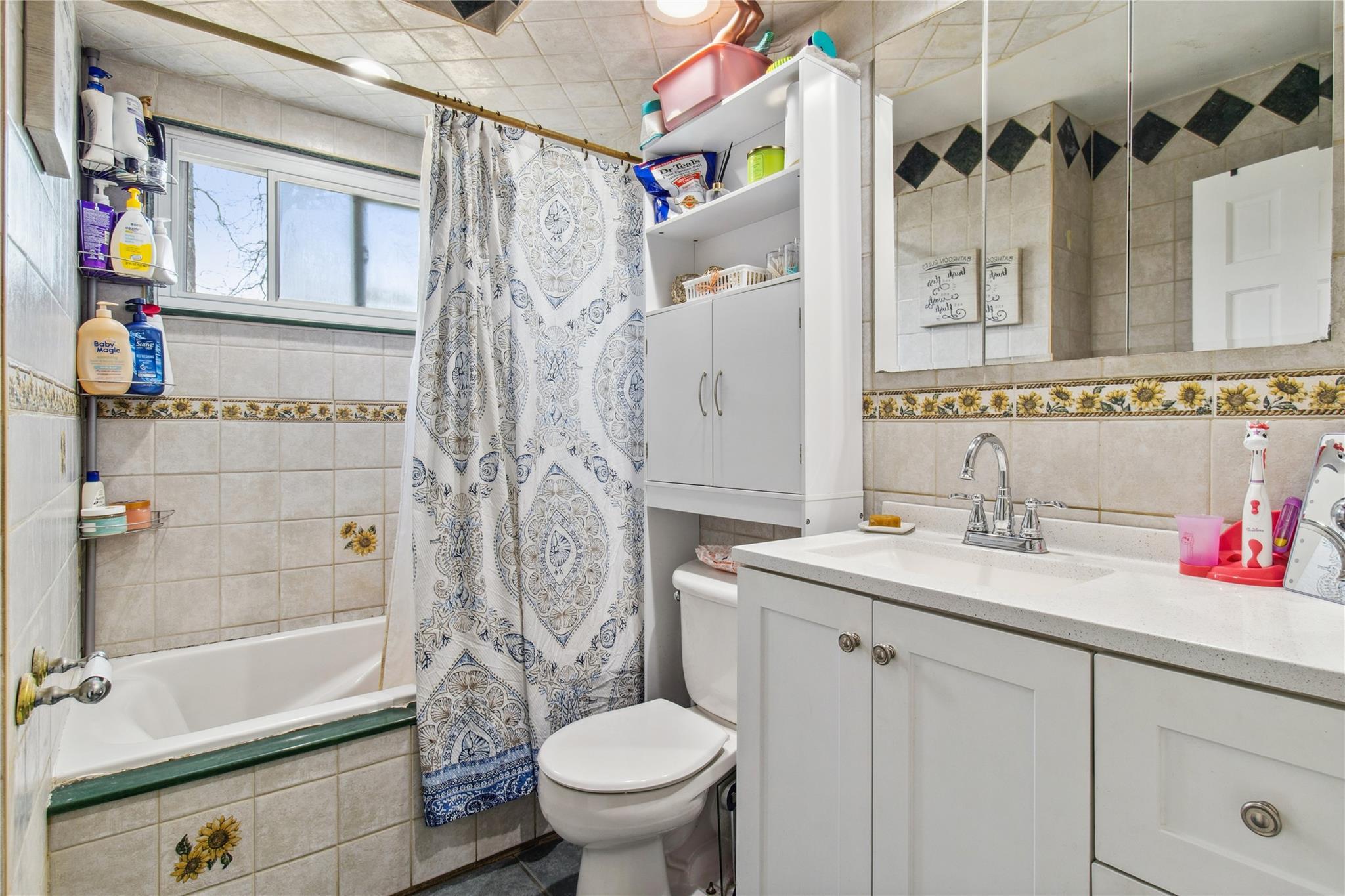 Single Family Brightshore  Suffolk County, NY 11706, MLS-855700-10