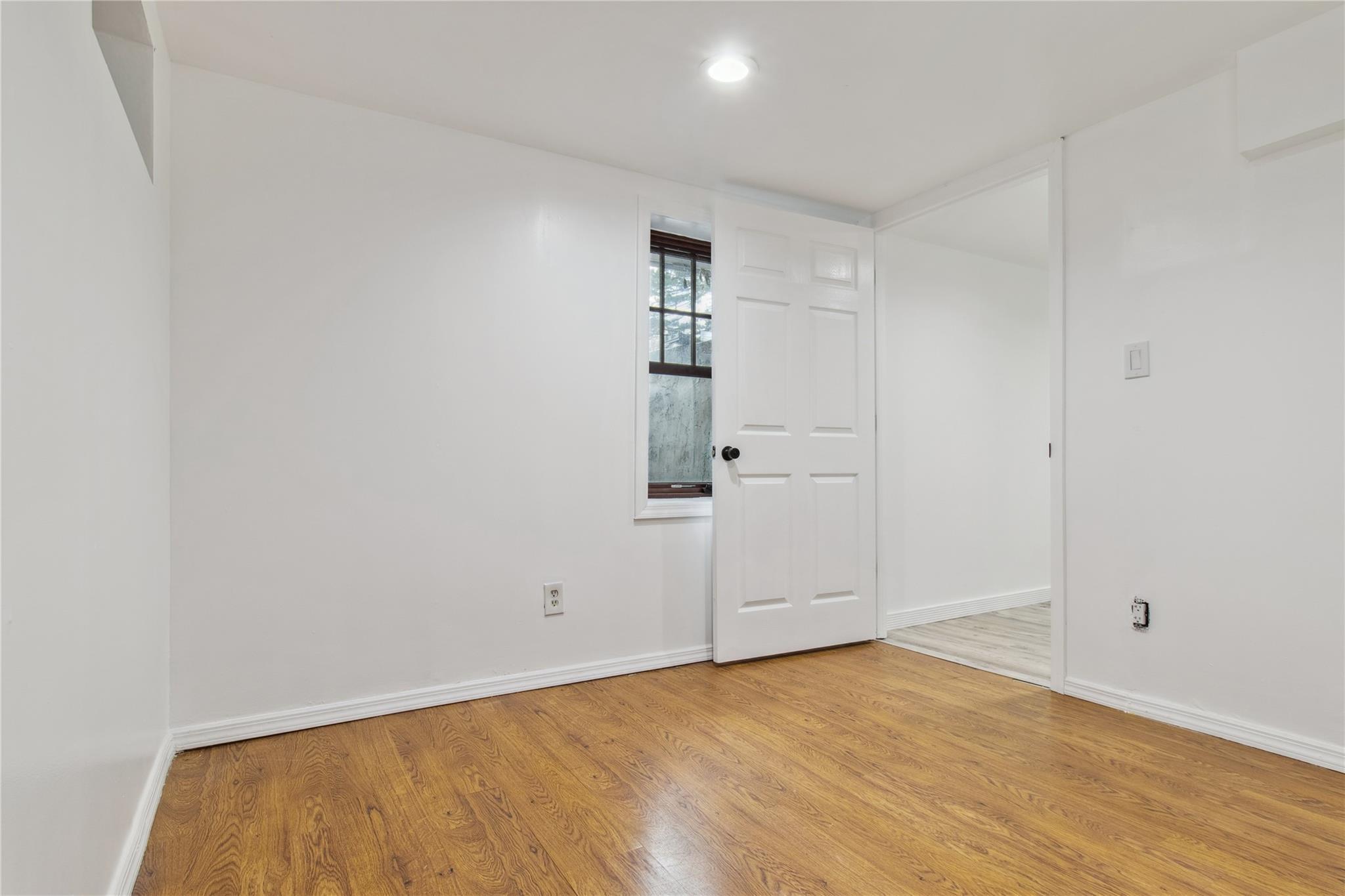 Single Family Brightshore  Suffolk County, NY 11706, MLS-855700-11