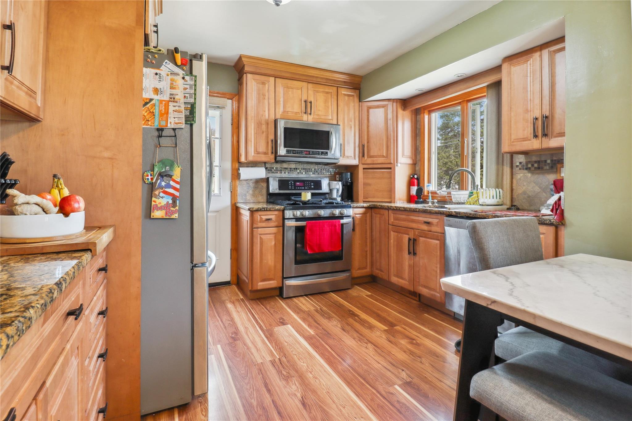 Single Family Brightshore  Suffolk County, NY 11706, MLS-855700-5