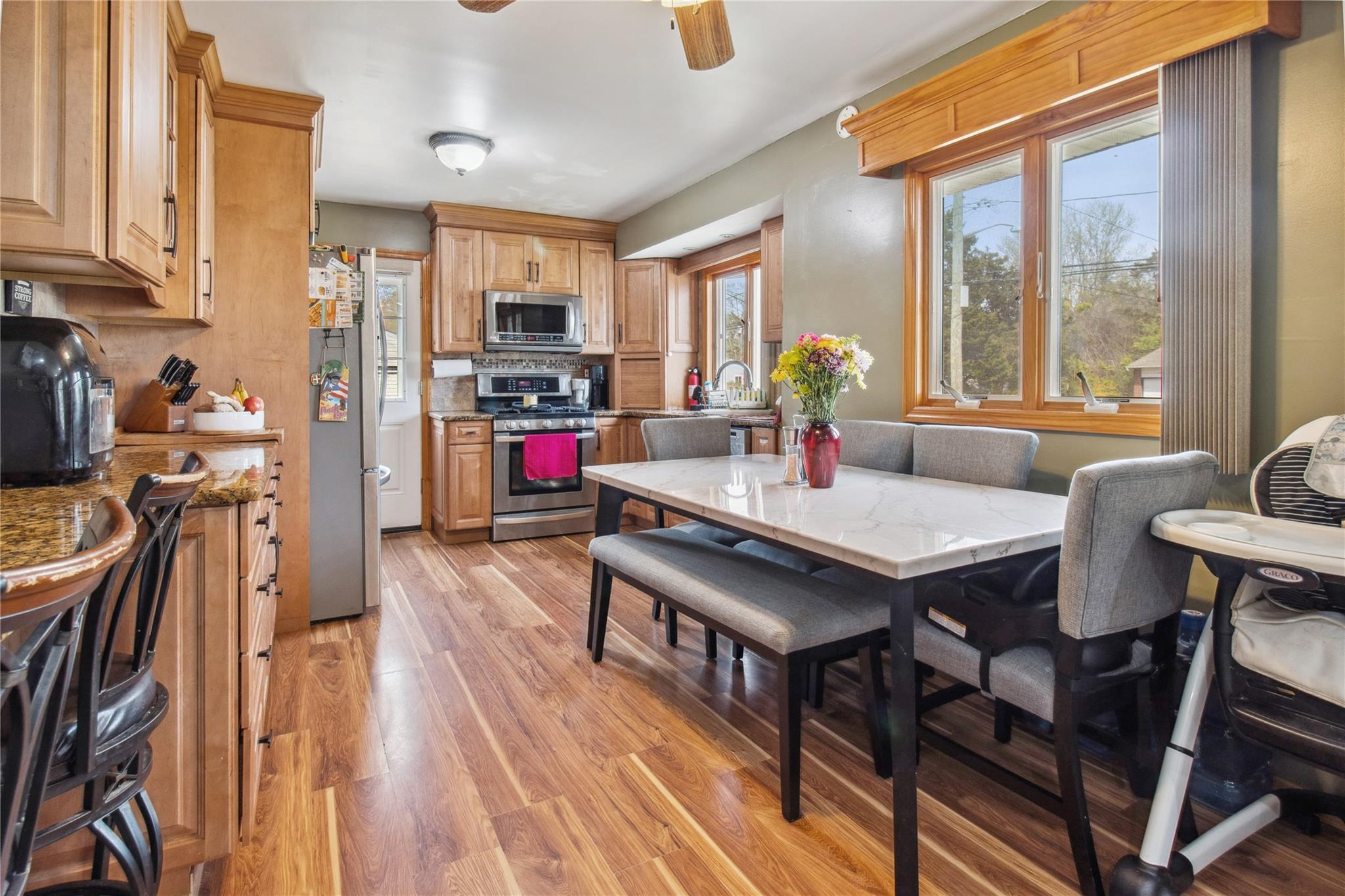 Single Family Brightshore  Suffolk County, NY 11706, MLS-855700-6