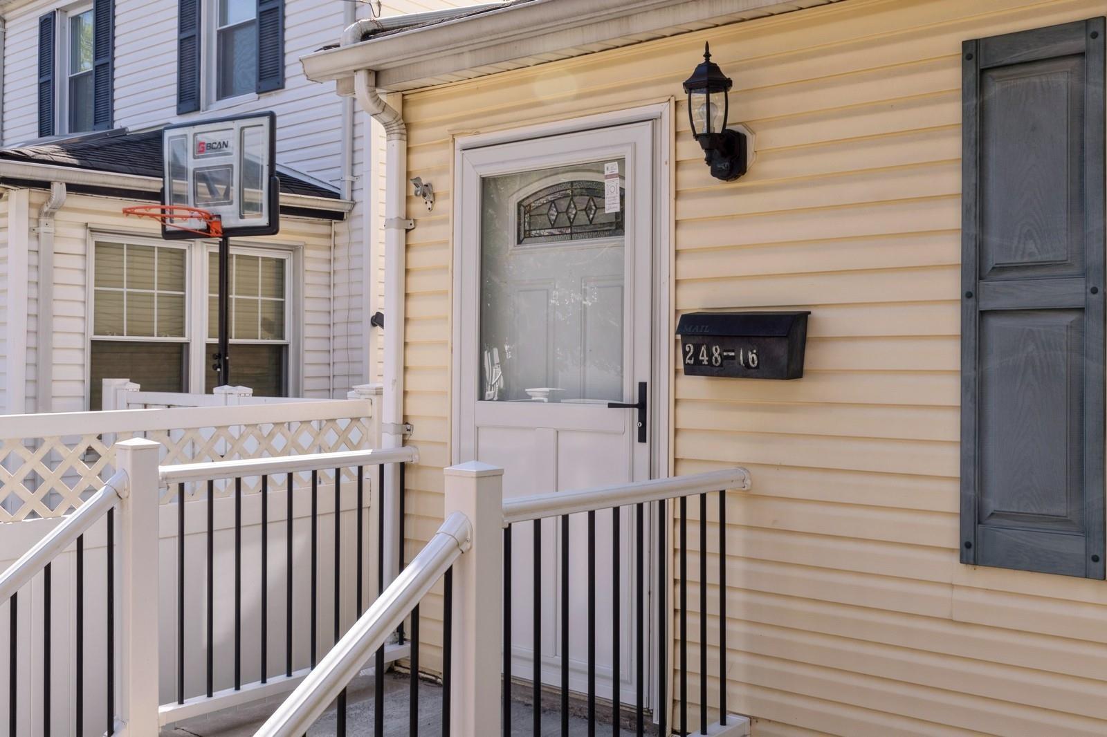 Single Family 88th  Queens, NY 11426, MLS-855707-3