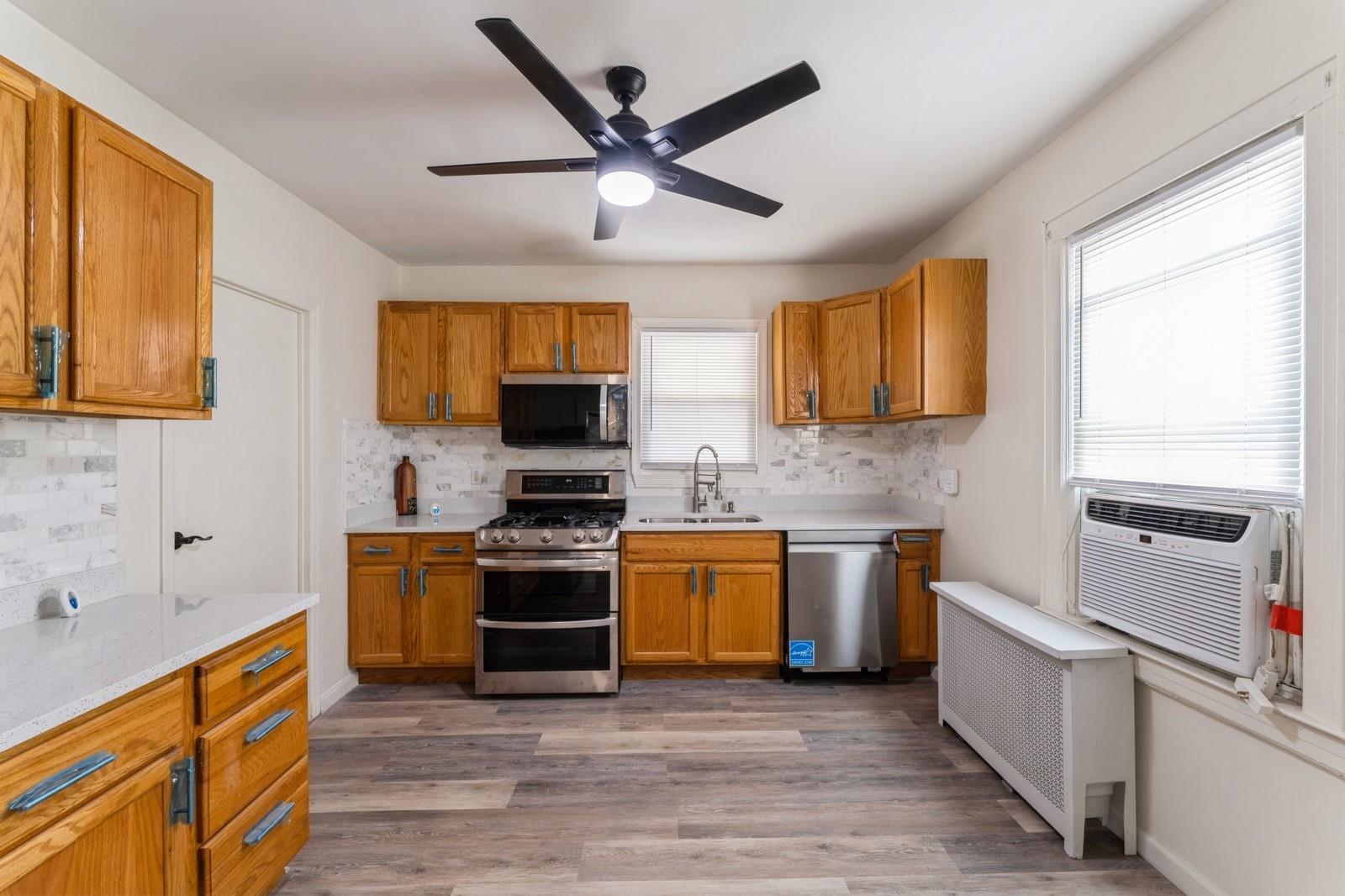 Single Family 88th  Queens, NY 11426, MLS-855707-6