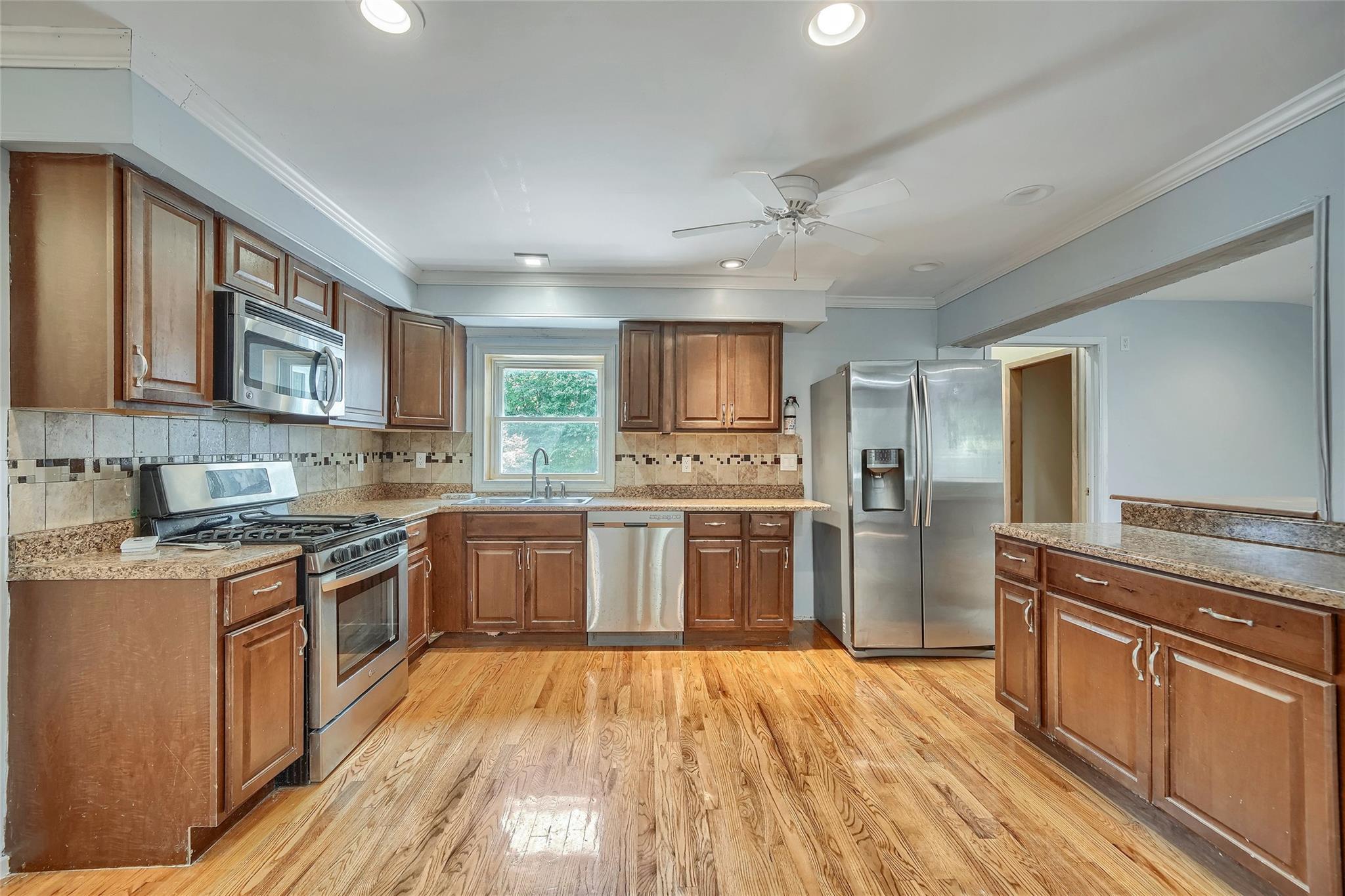 Single Family Hudson  Orange County, NY 10992, MLS-855710-12
