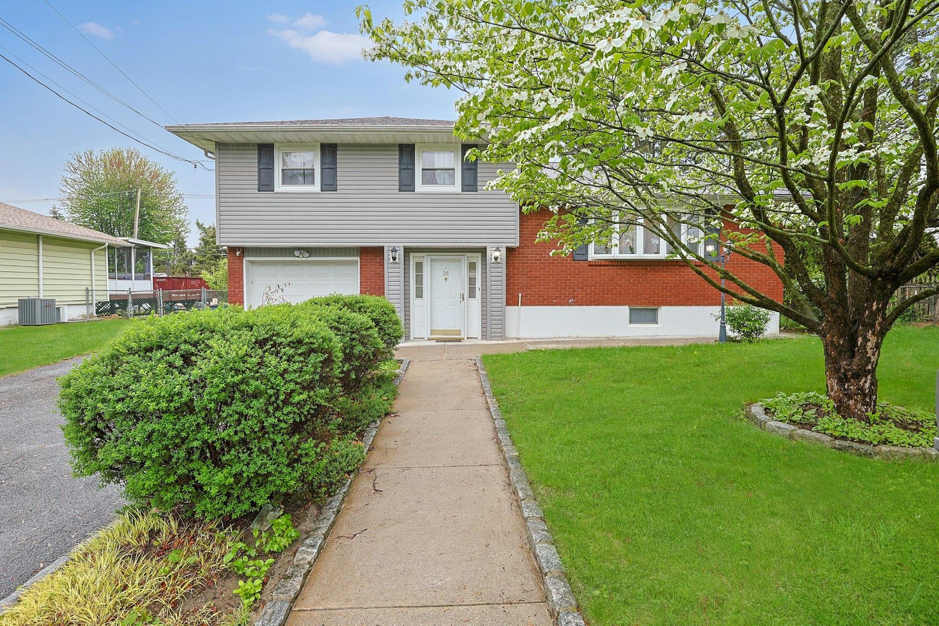 Single Family Hoke  Rockland County, NY 10980, MLS-855731-2