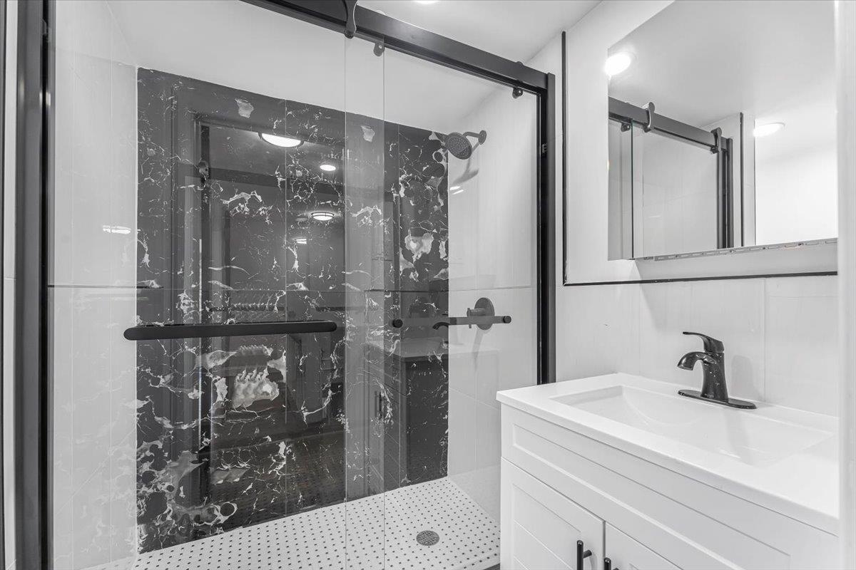 Single Family Yates  Bronx, NY 10461, MLS-855734-14