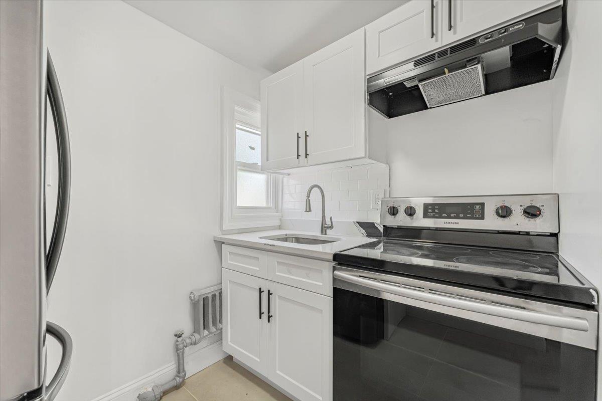 Single Family Yates  Bronx, NY 10461, MLS-855734-16