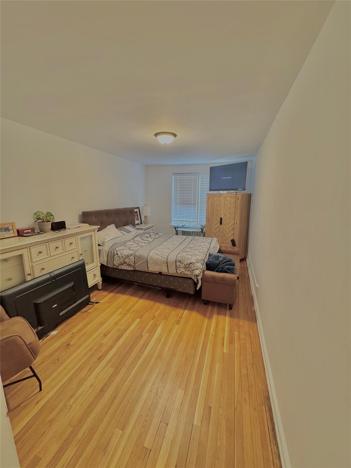 Coop Barnes  Bronx, NY 10462, MLS-855735-8