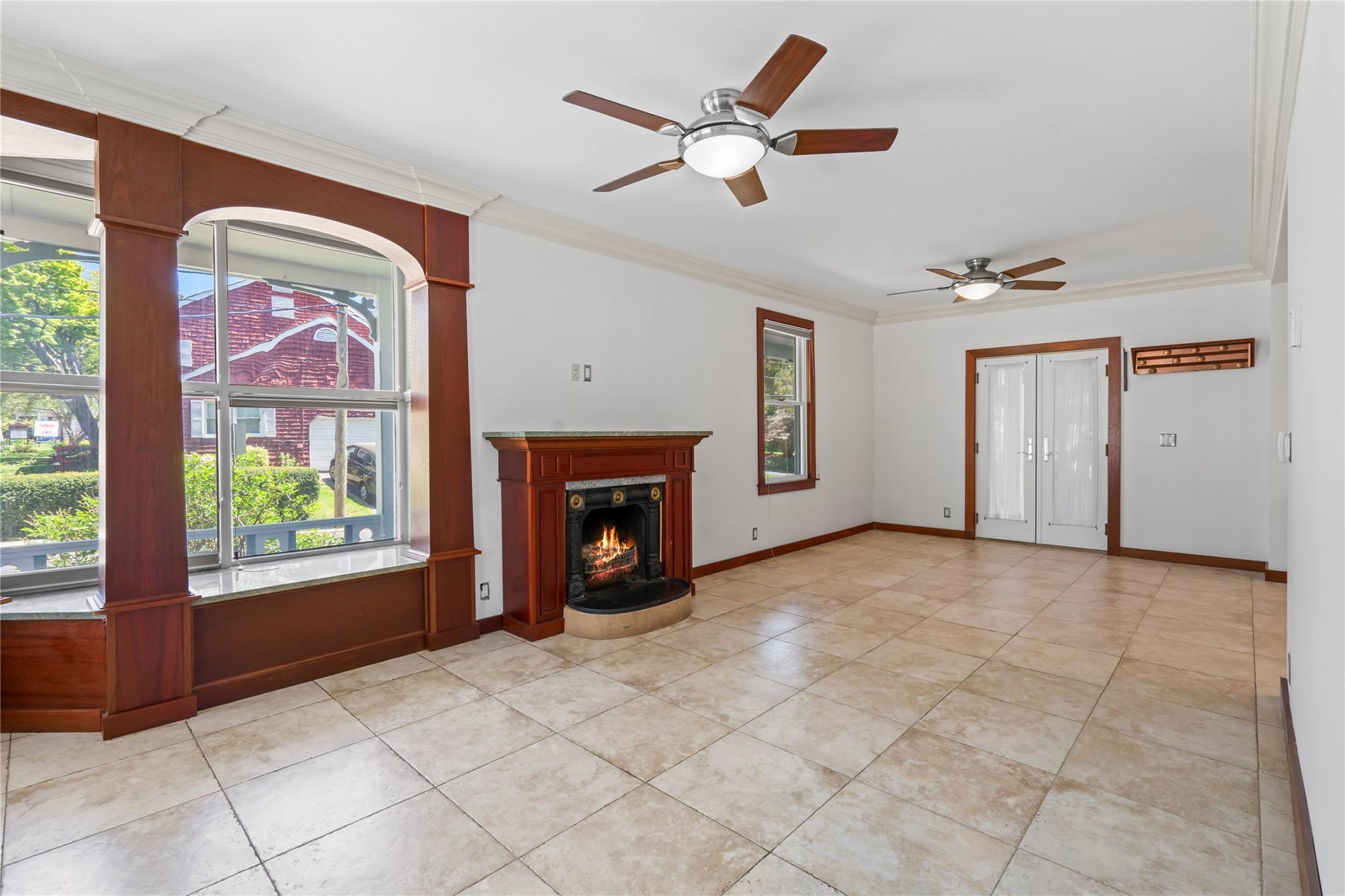 Single Family Glenlawn  Nassau County, NY 11579, MLS-855737-11