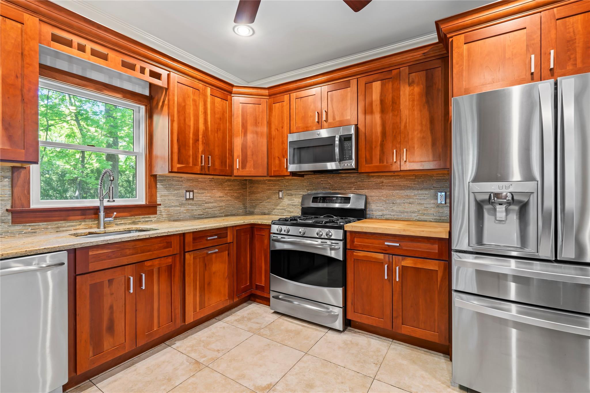 Single Family Glenlawn  Nassau County, NY 11579, MLS-855737-15