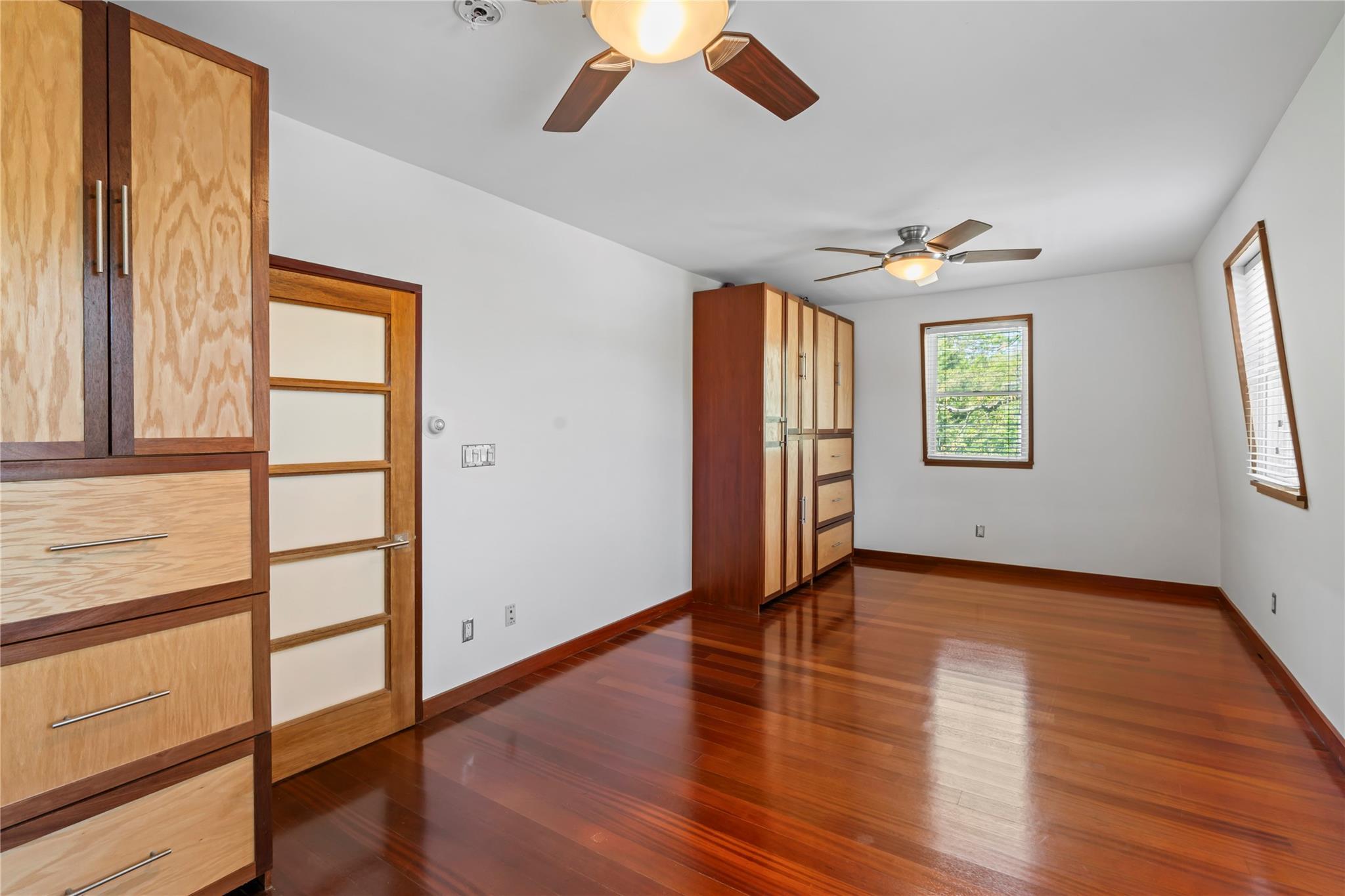 Single Family Glenlawn  Nassau County, NY 11579, MLS-855737-20