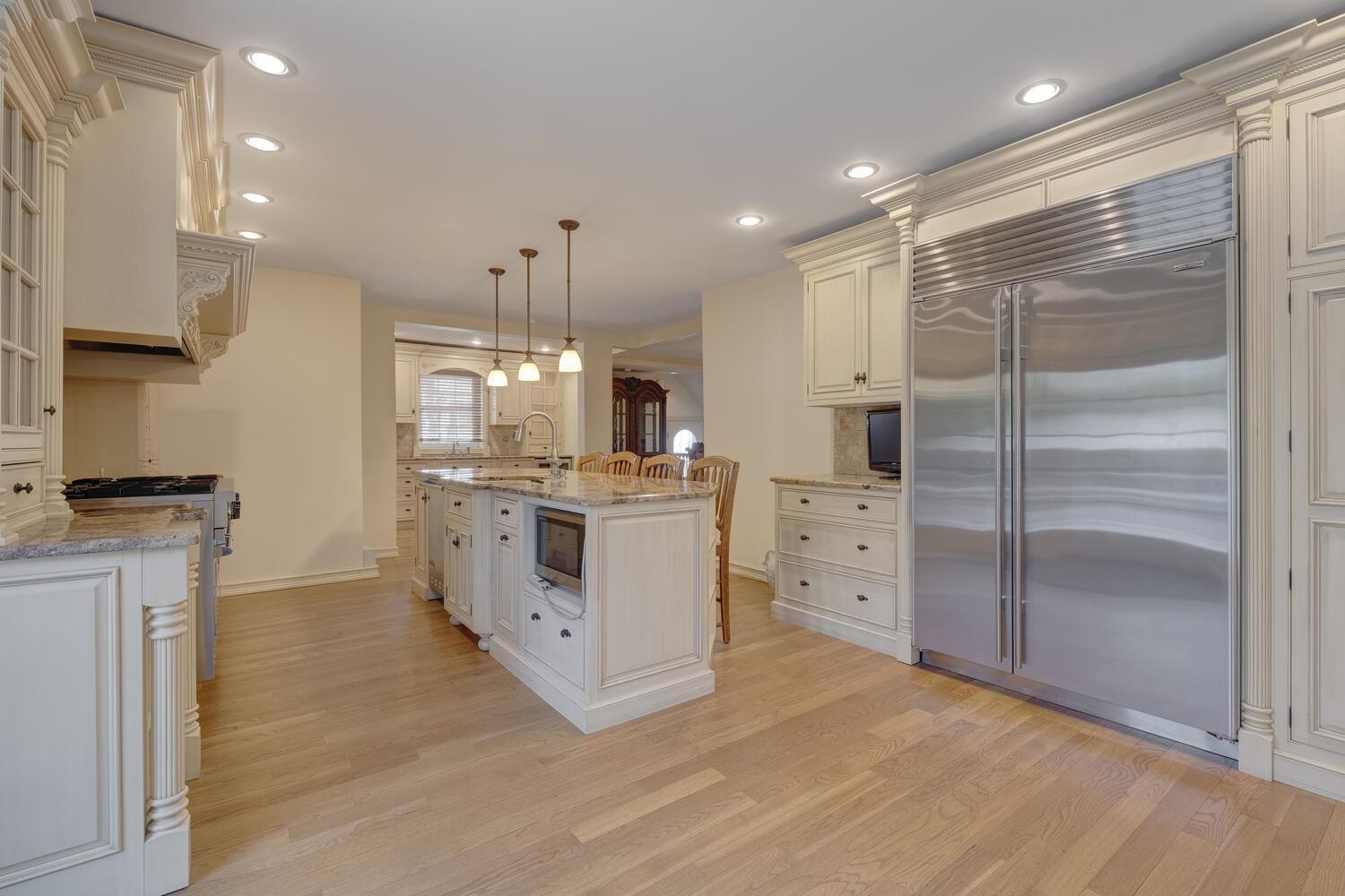 Single Family Emerson  Nassau County, NY 11001, MLS-855756-3