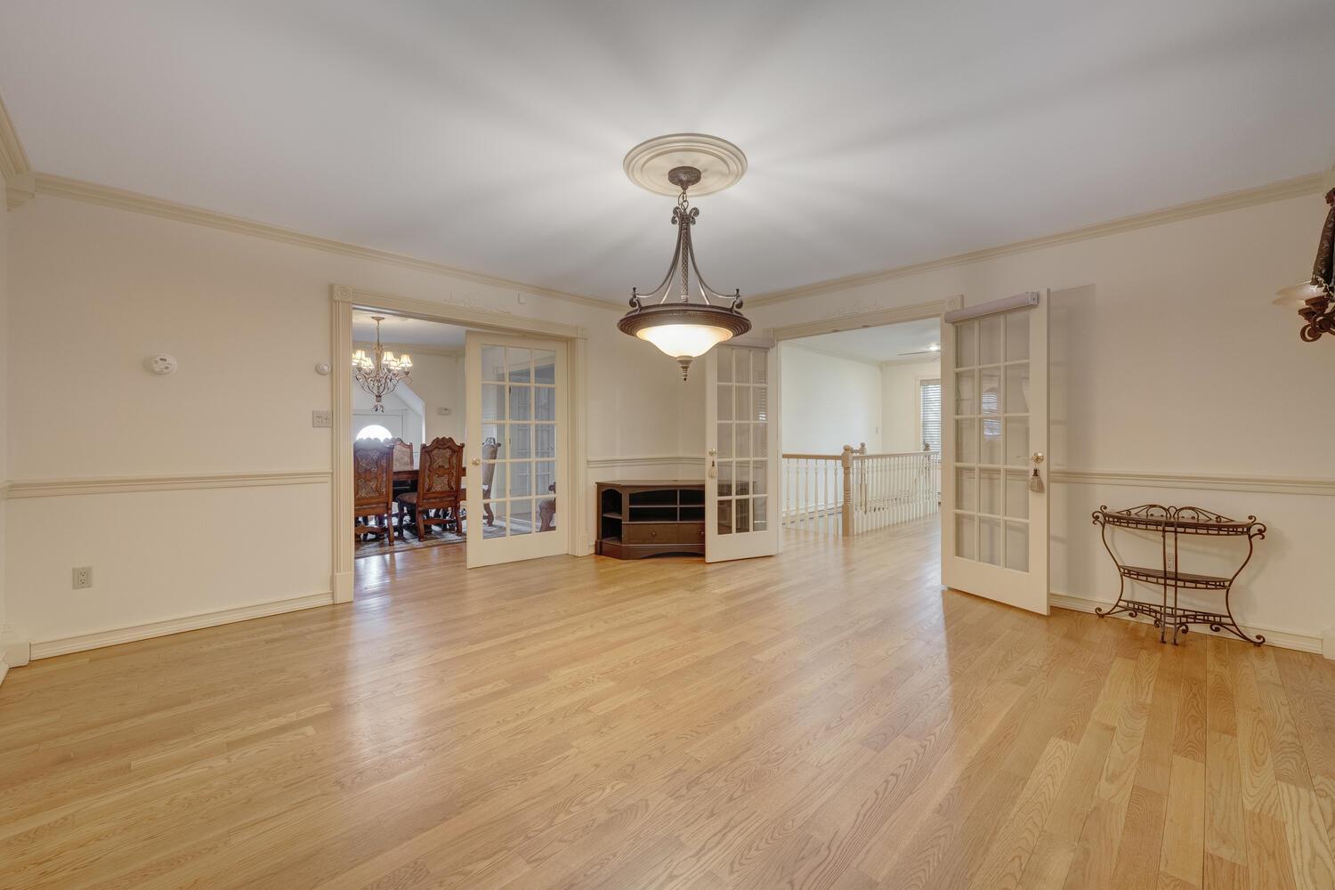 Single Family Emerson  Nassau County, NY 11001, MLS-855756-8