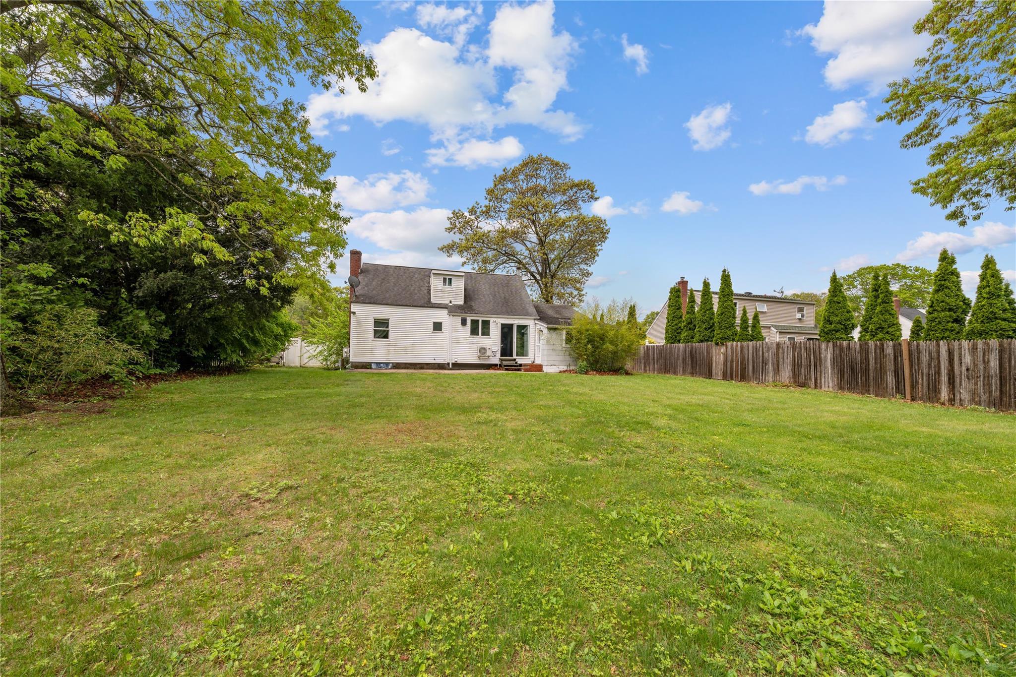 Single Family Joline  Suffolk County, NY 11776, MLS-855799-7