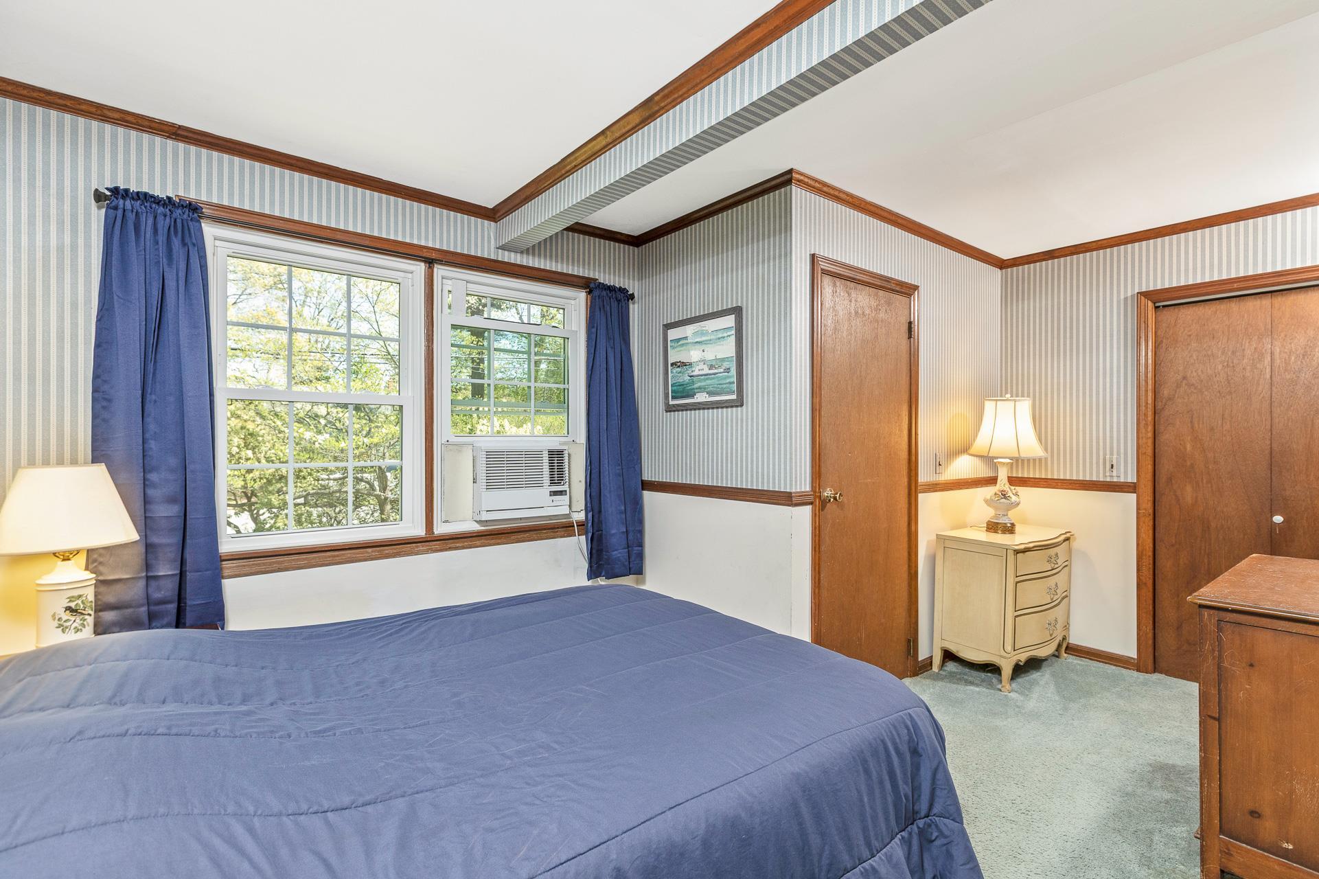 Single Family Parkside  Suffolk County, NY 11764, MLS-855804-16
