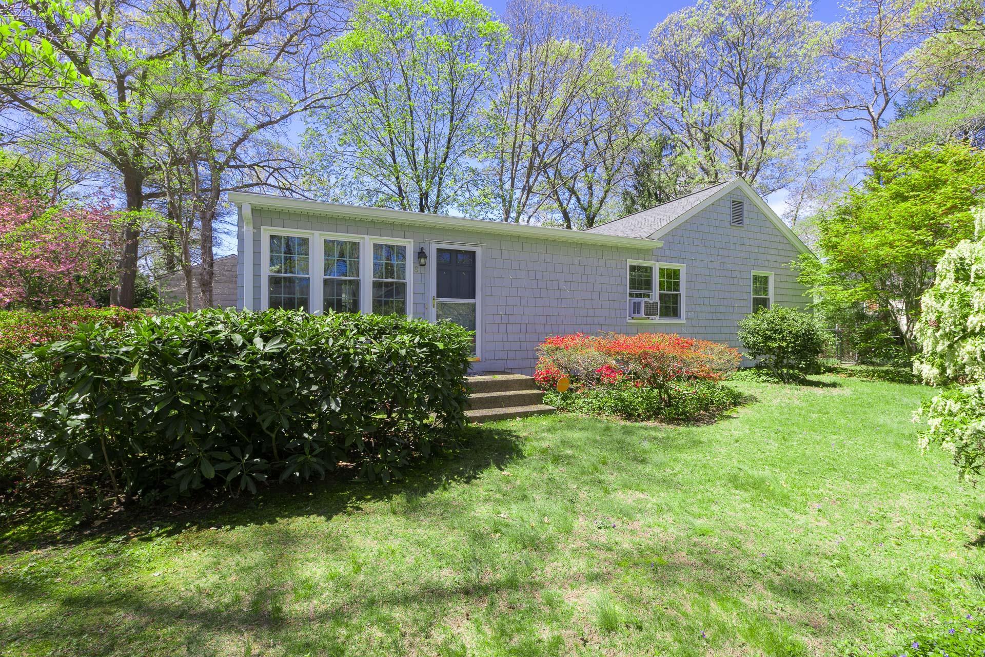 Single Family Parkside  Suffolk County, NY 11764, MLS-855804-2